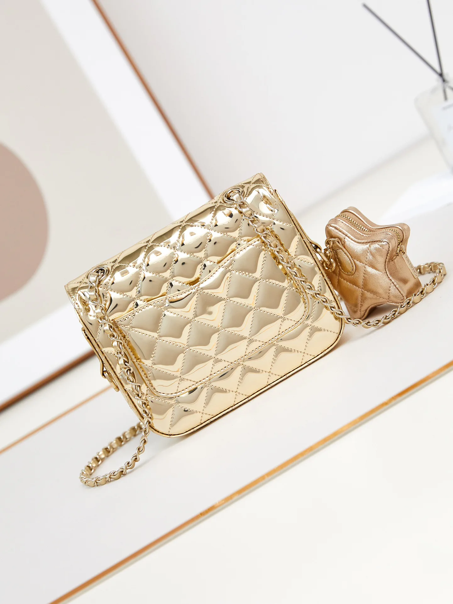 Women's Classic Handbags CHANEL 18065762