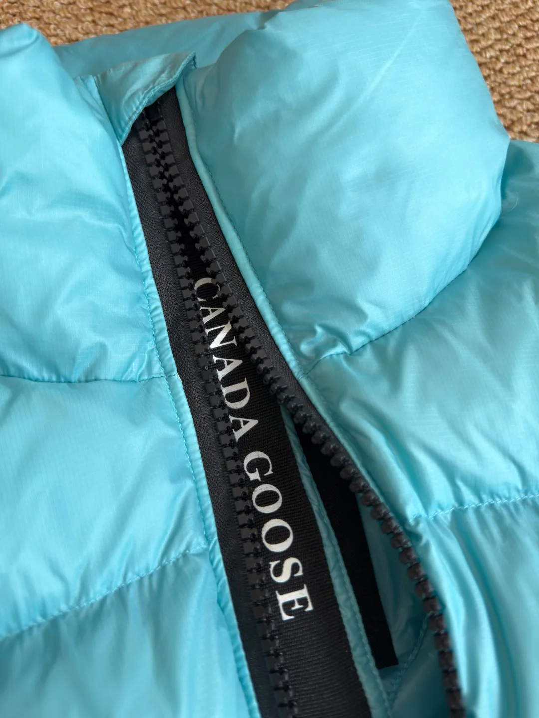 Women's Vests CANADA GOOSE 18336861