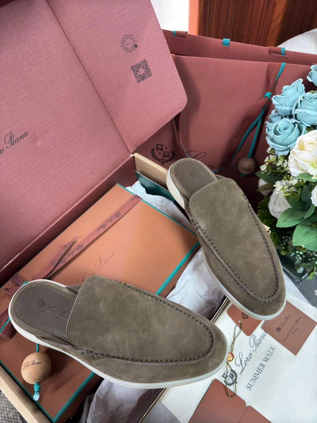 Men's Loafers And Dress Shoes LORO PIANA 18101805