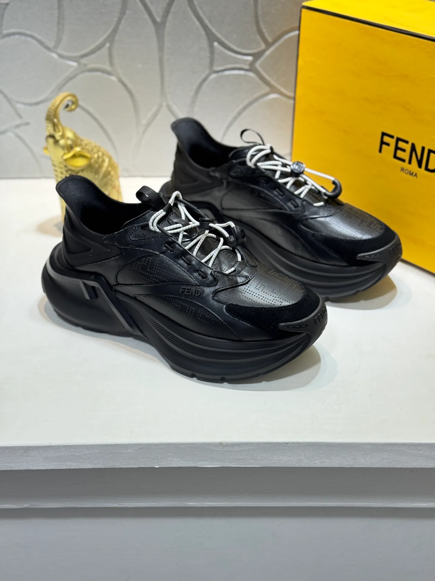 Men's Sneakers FENDI 17961824