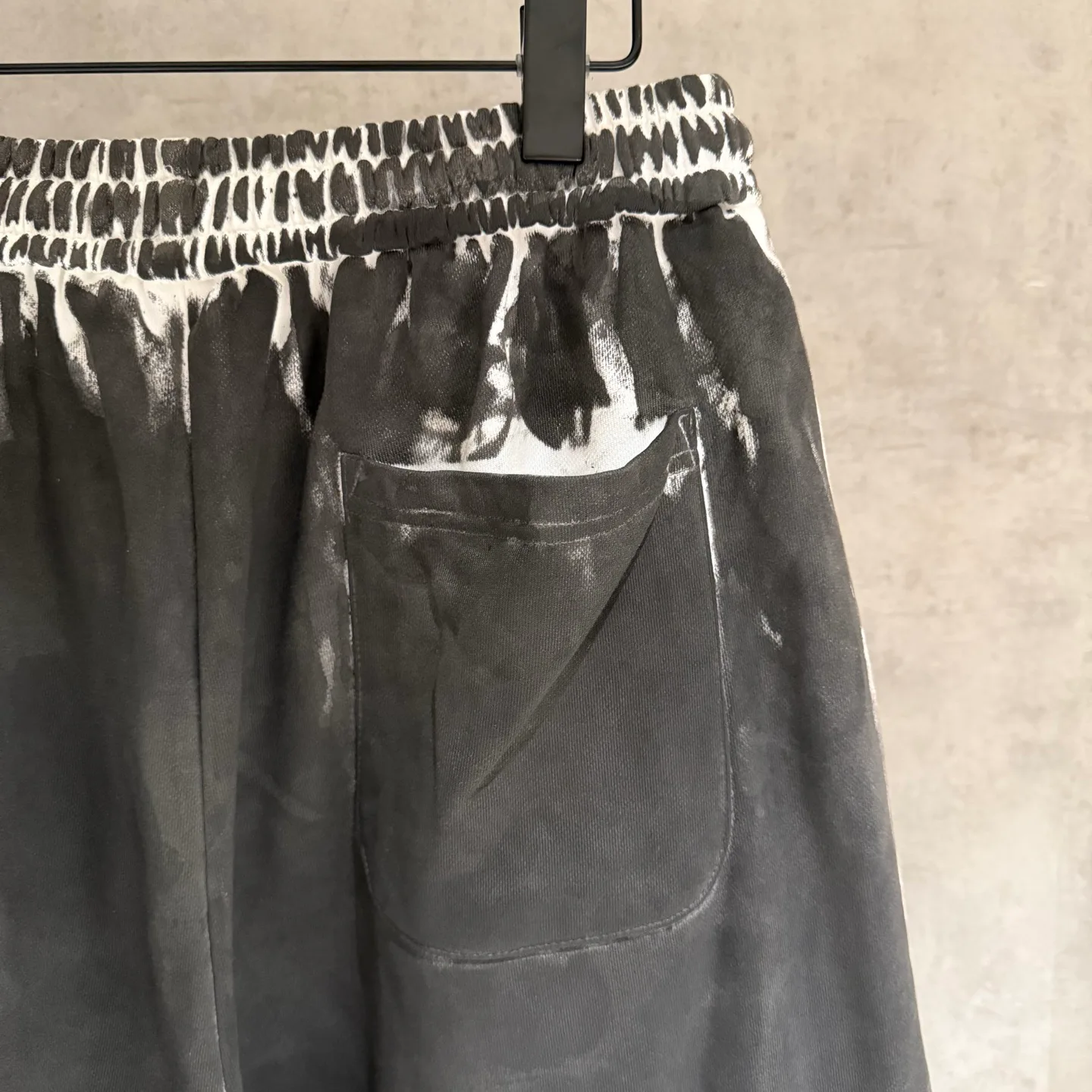 Men's Shorts BALENCIAGA 17436300