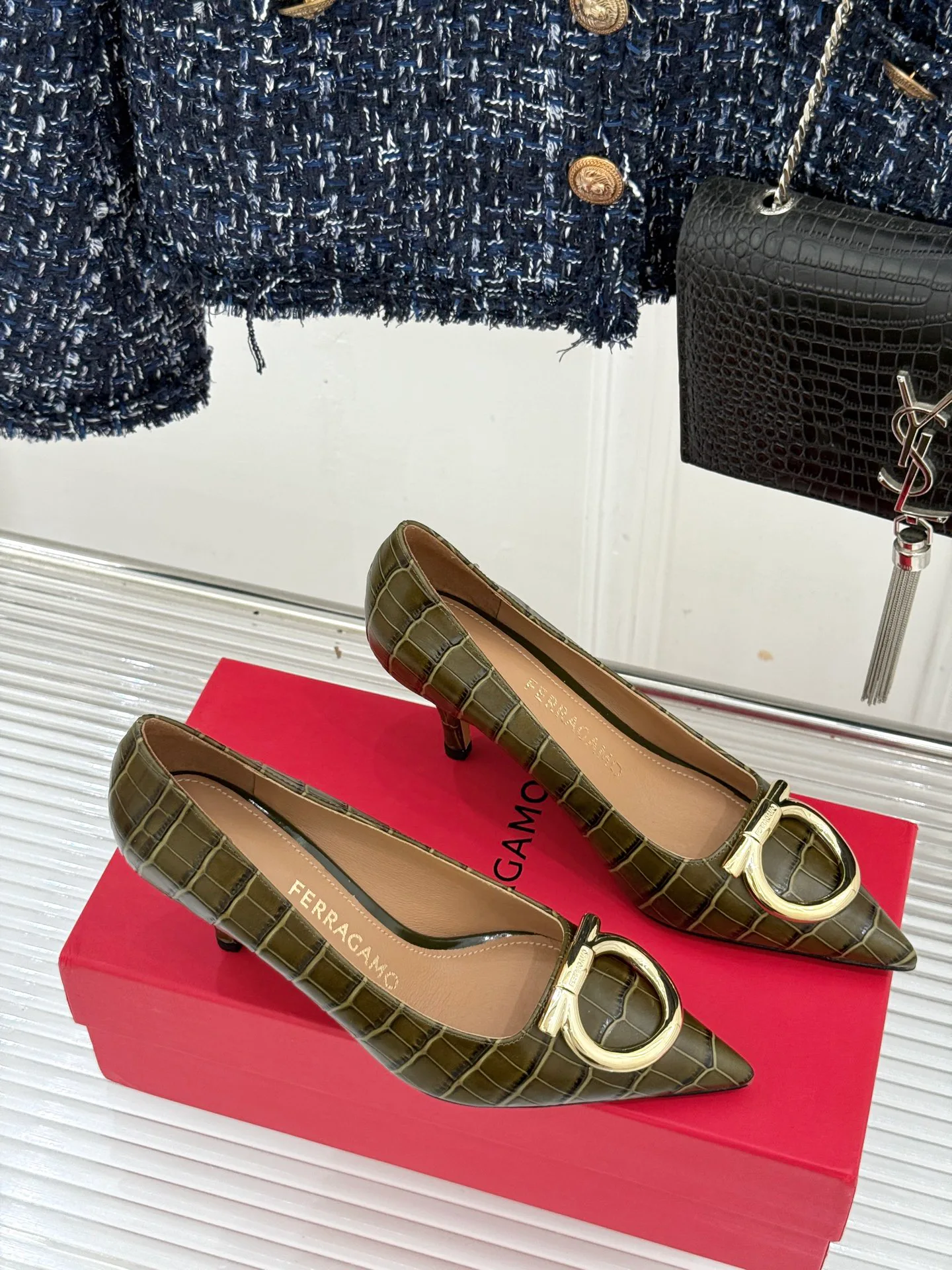 Women's Heels SALVATORE FERRAGAMO 18104108