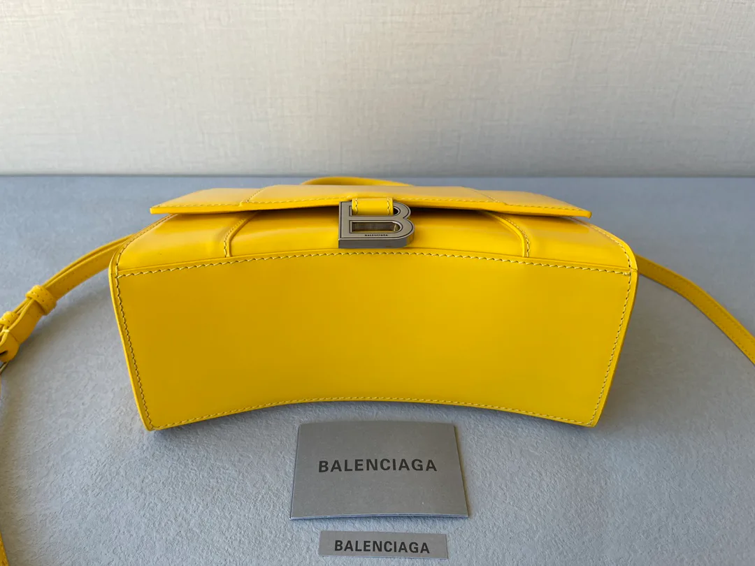 Классические Сумки Женские Balenciaga 18619529