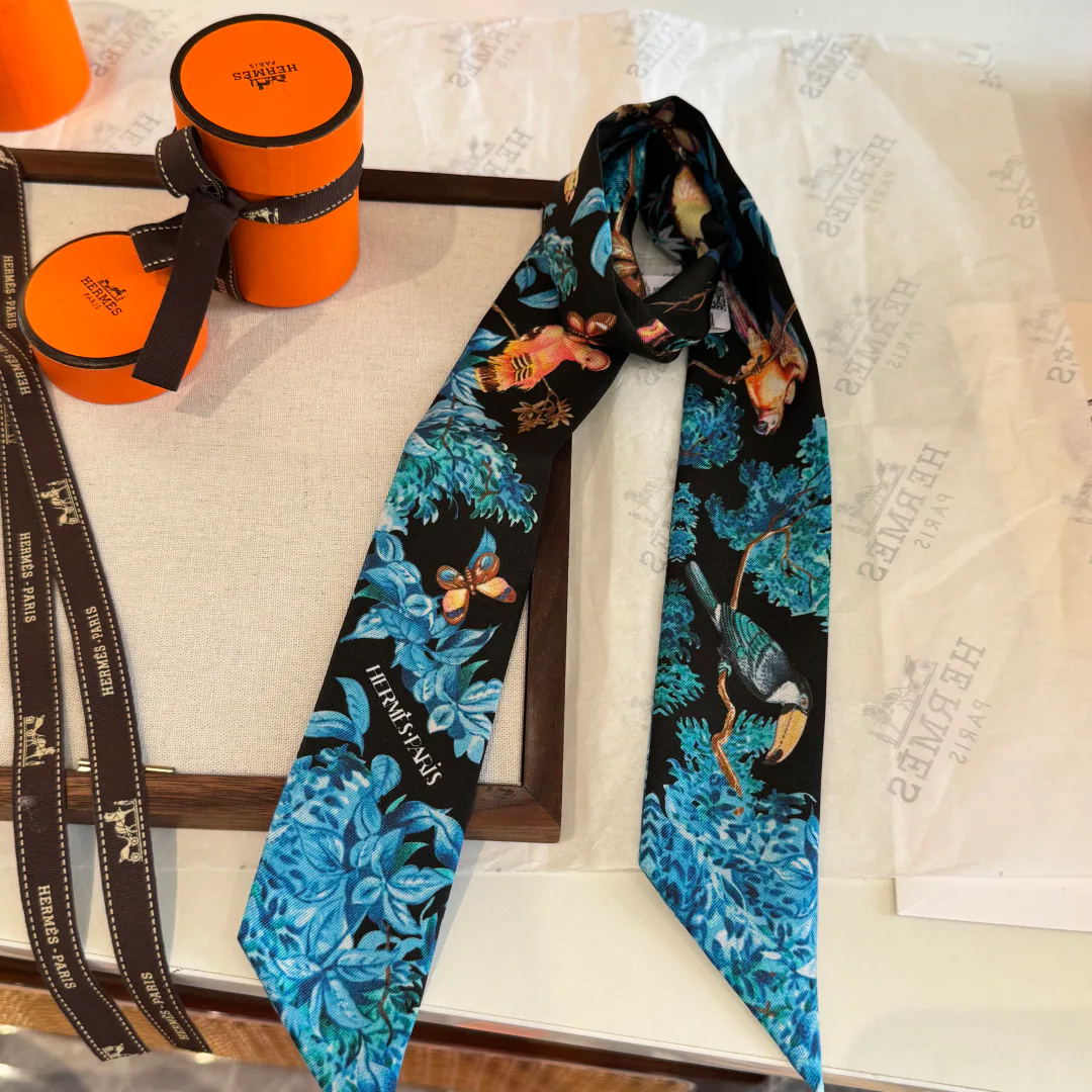 Silk Scarves HERMES 18003421