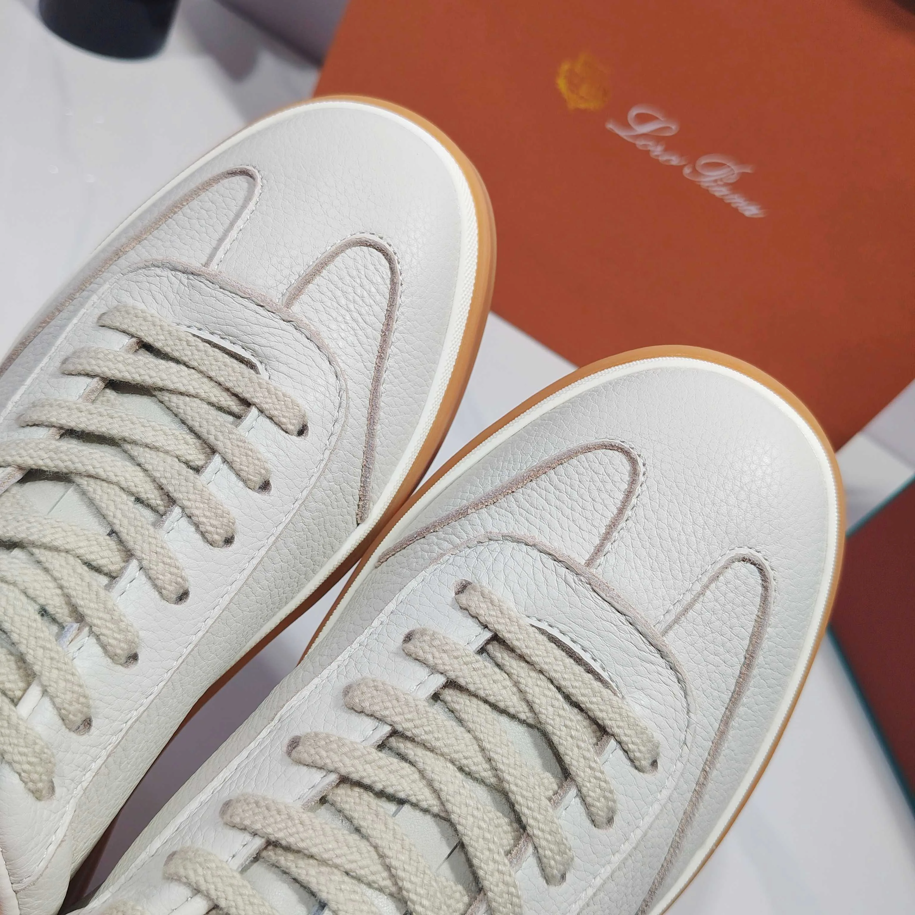 Women's Sneakers LORO PIANA 17961946