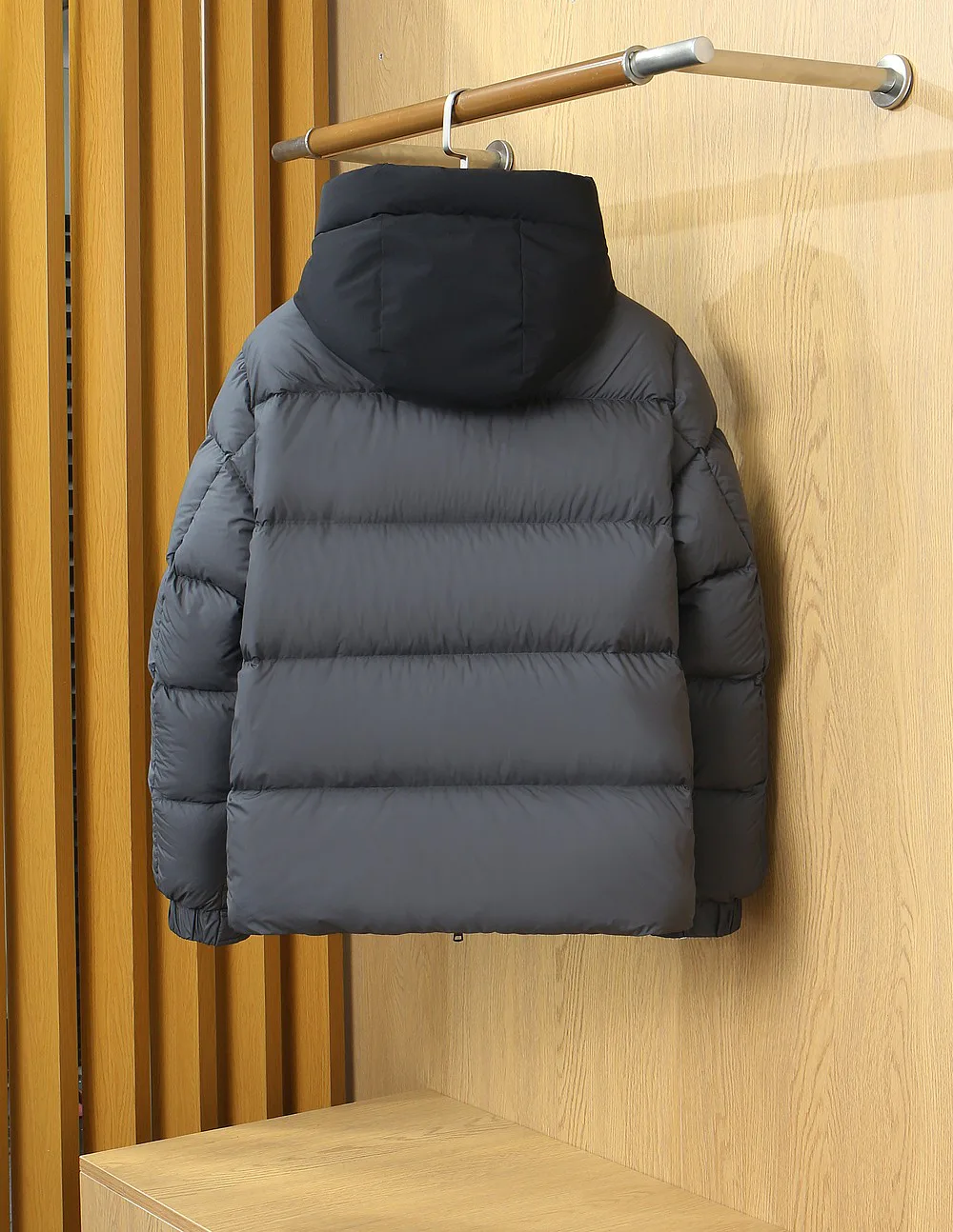Men's Jackets And Down Jackets MONCLER 18510154