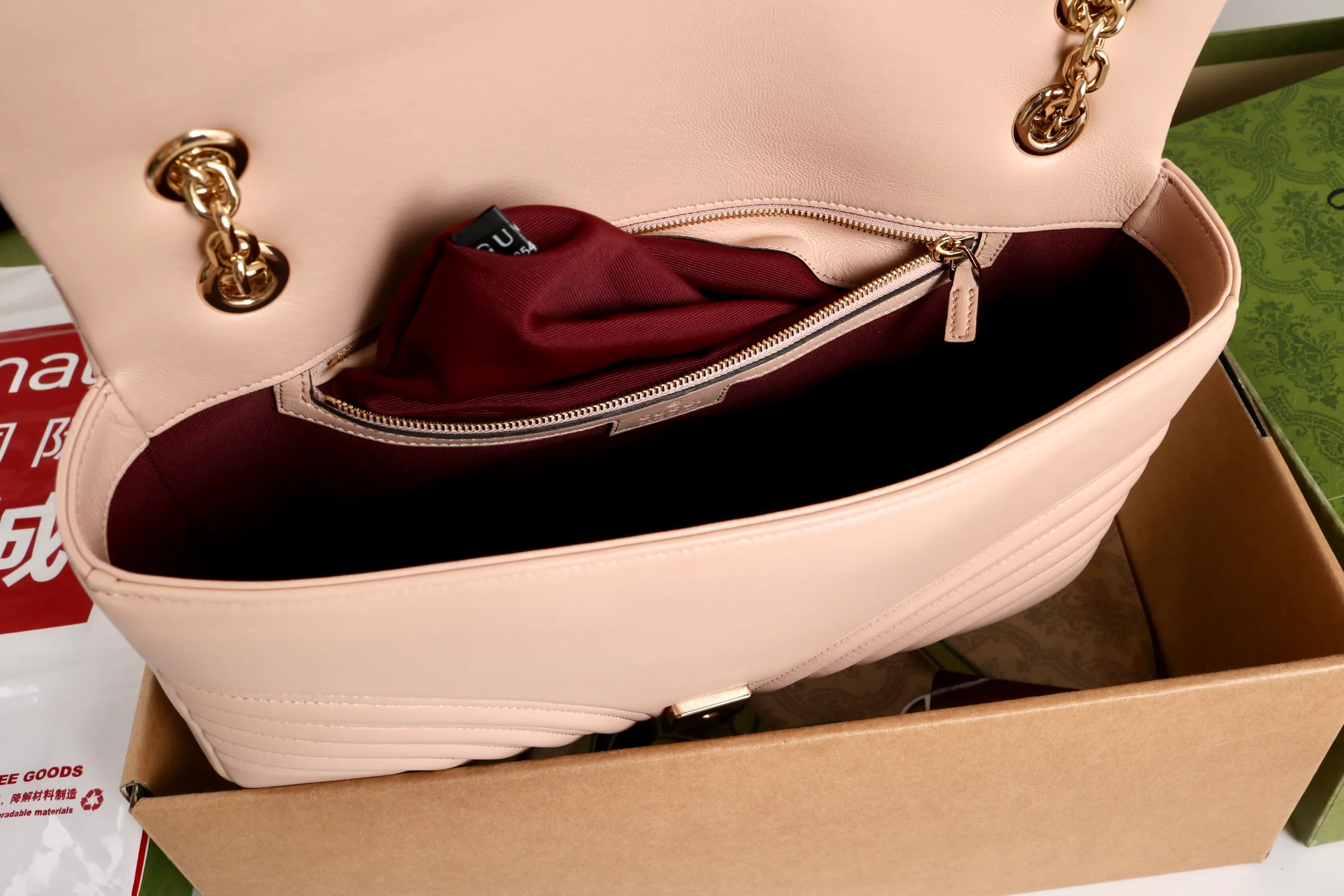 Women's Classic Handbags GUCCI 18223242