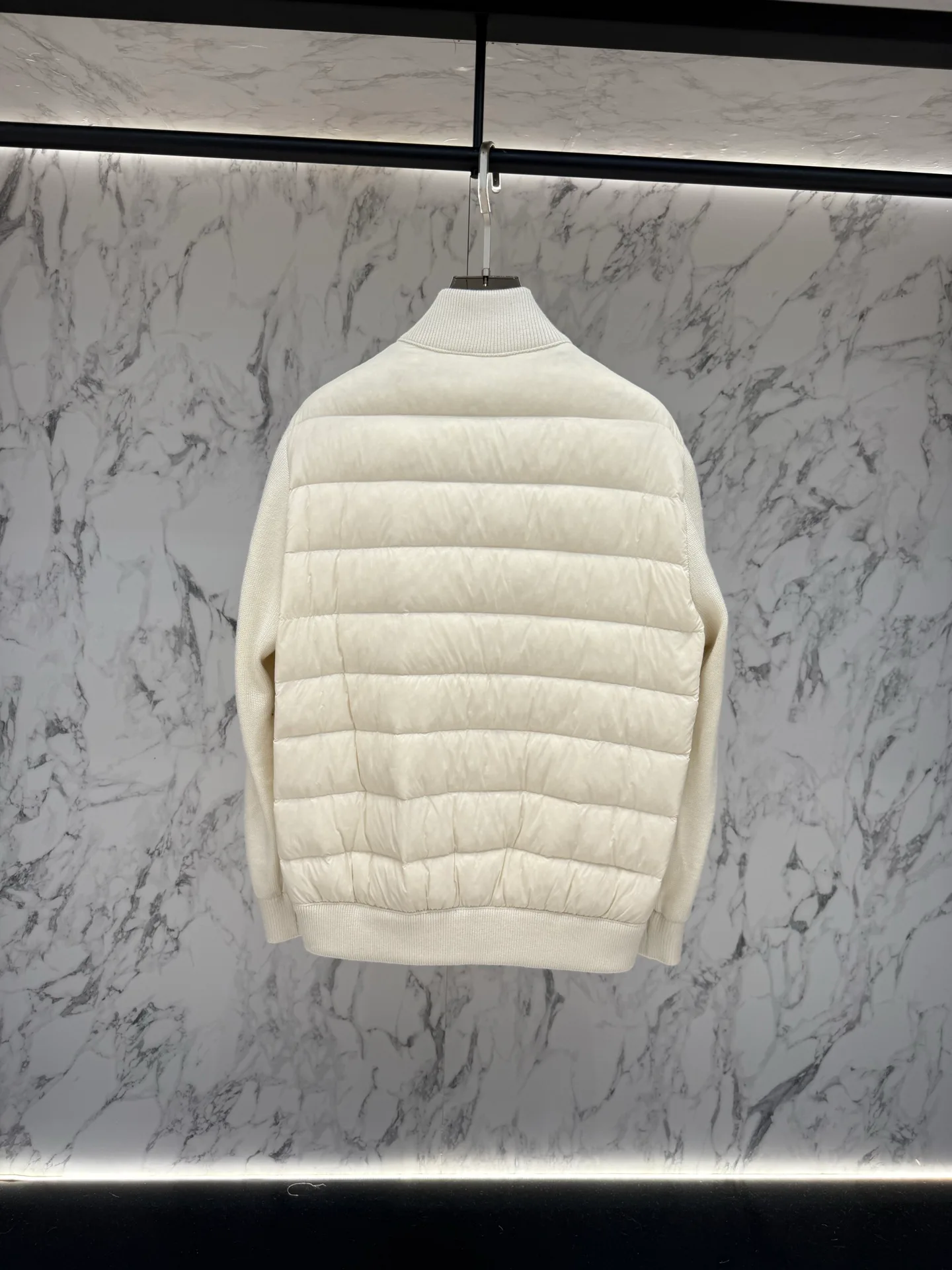 Men's Jackets And Down Jackets MONCLER 17867344