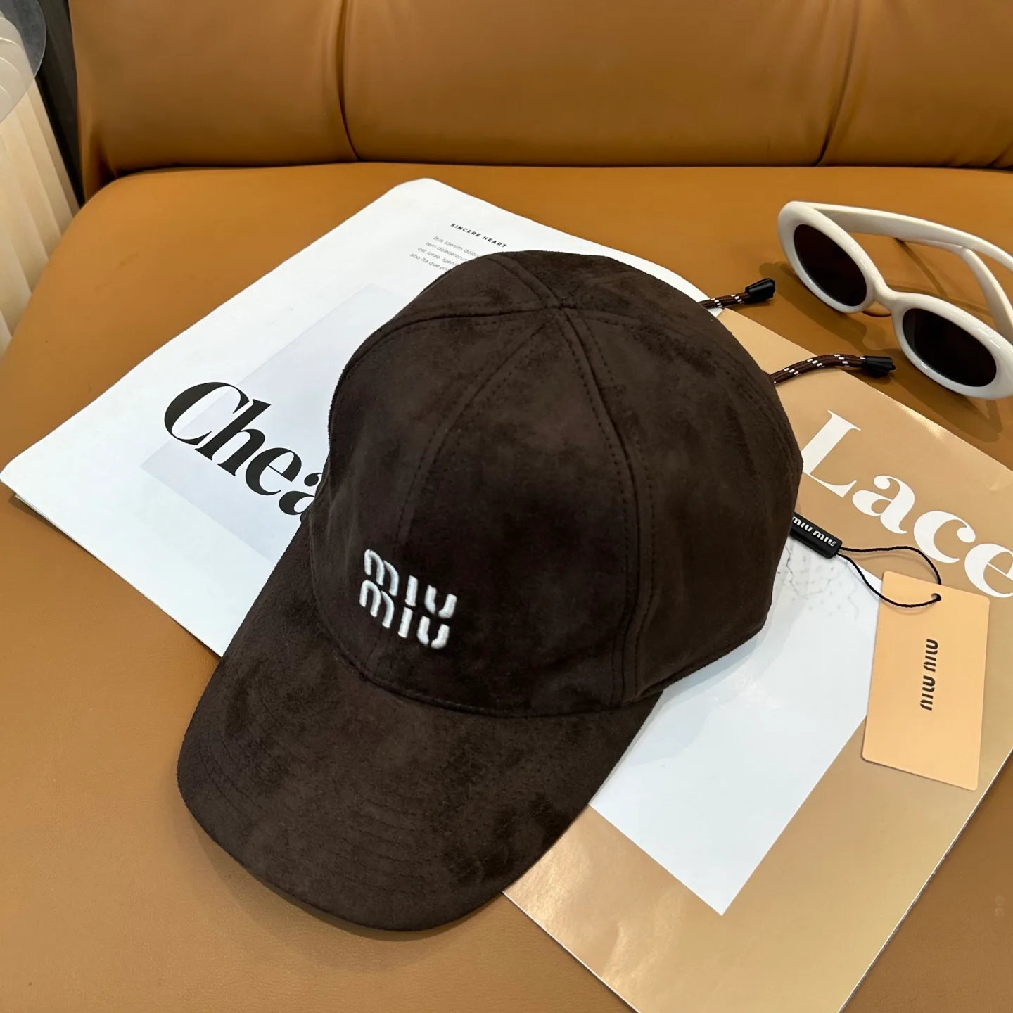 Hats MIU MIU 17411579