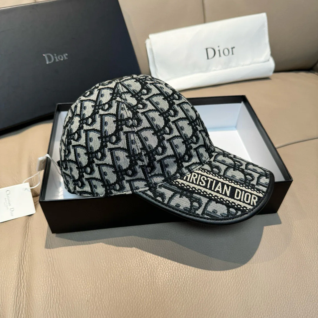 Hats CHRISTIAN DIOR 17604802
