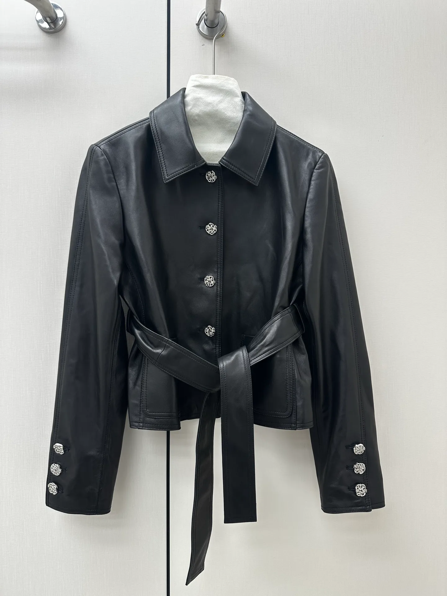 Women's Leather Jackets And Sheepskin Coats CHANEL 17841666