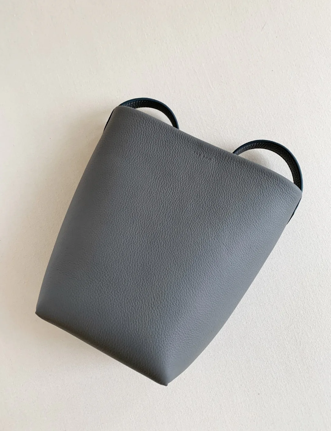 Women's Classic Handbags THE ROW 18070666