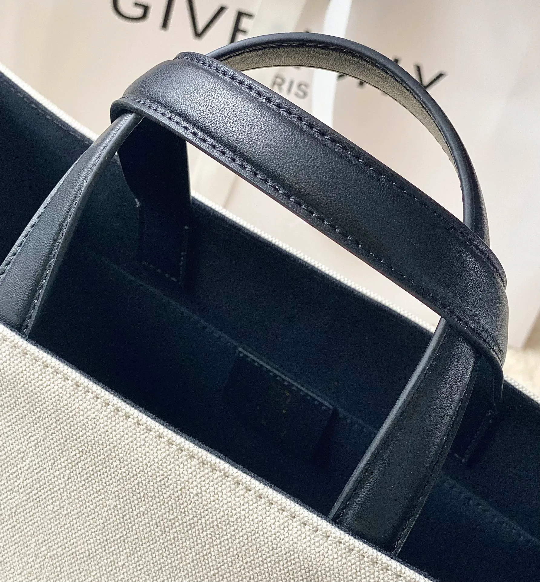 Women's Classic Handbags GIVENCHY 18452598