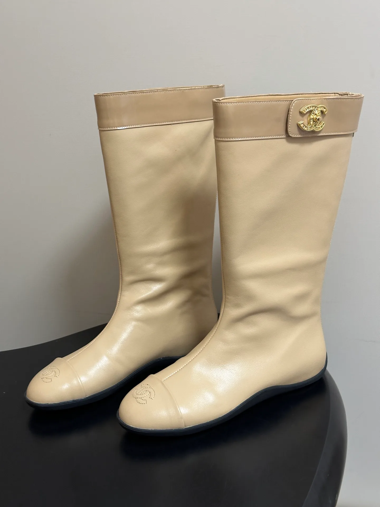 Women's Boots CHANEL 18543436