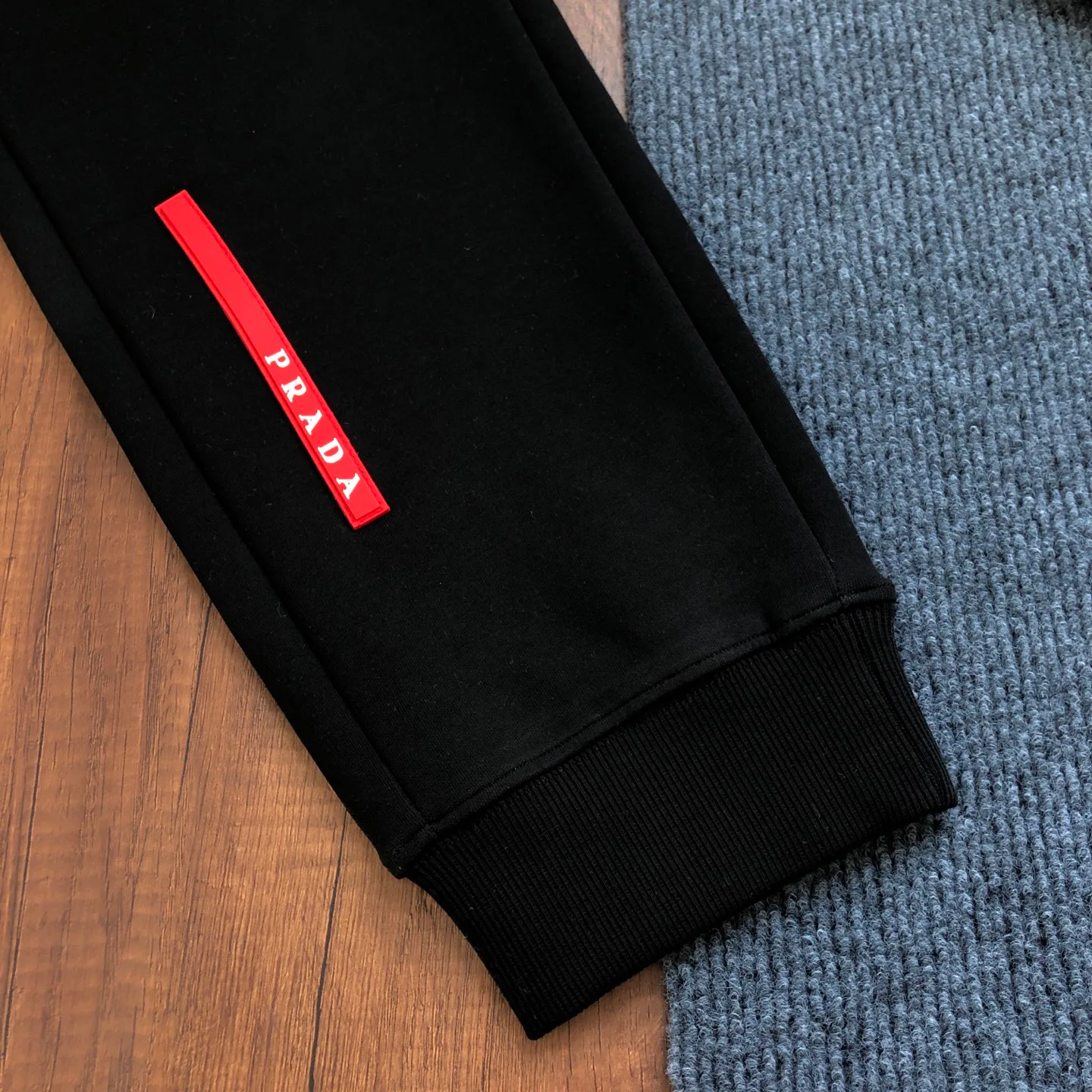 Men's Trousers PRADA 18189703