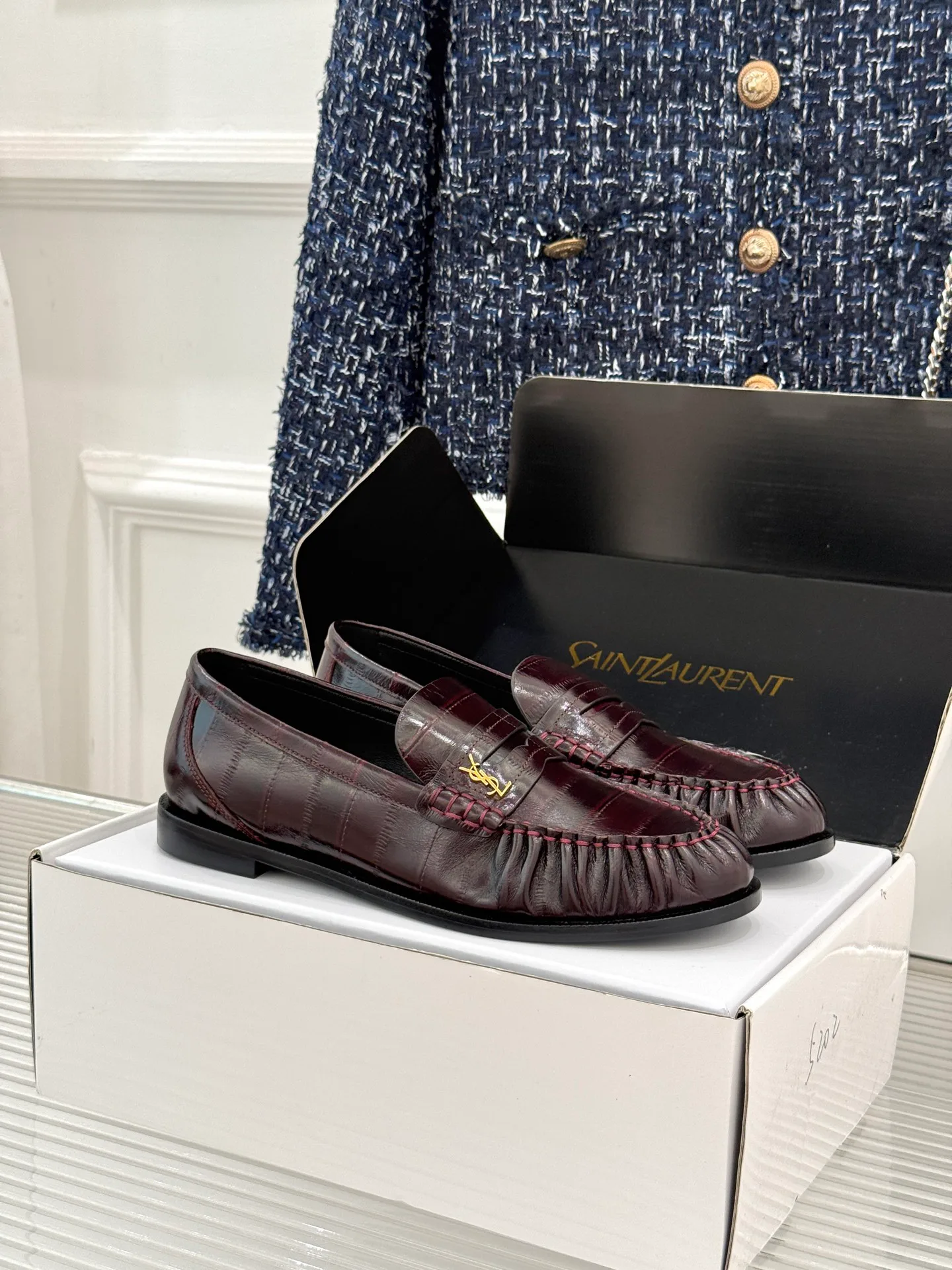 Women's Loafers And Moccasins SAINT LAURENT 17514979