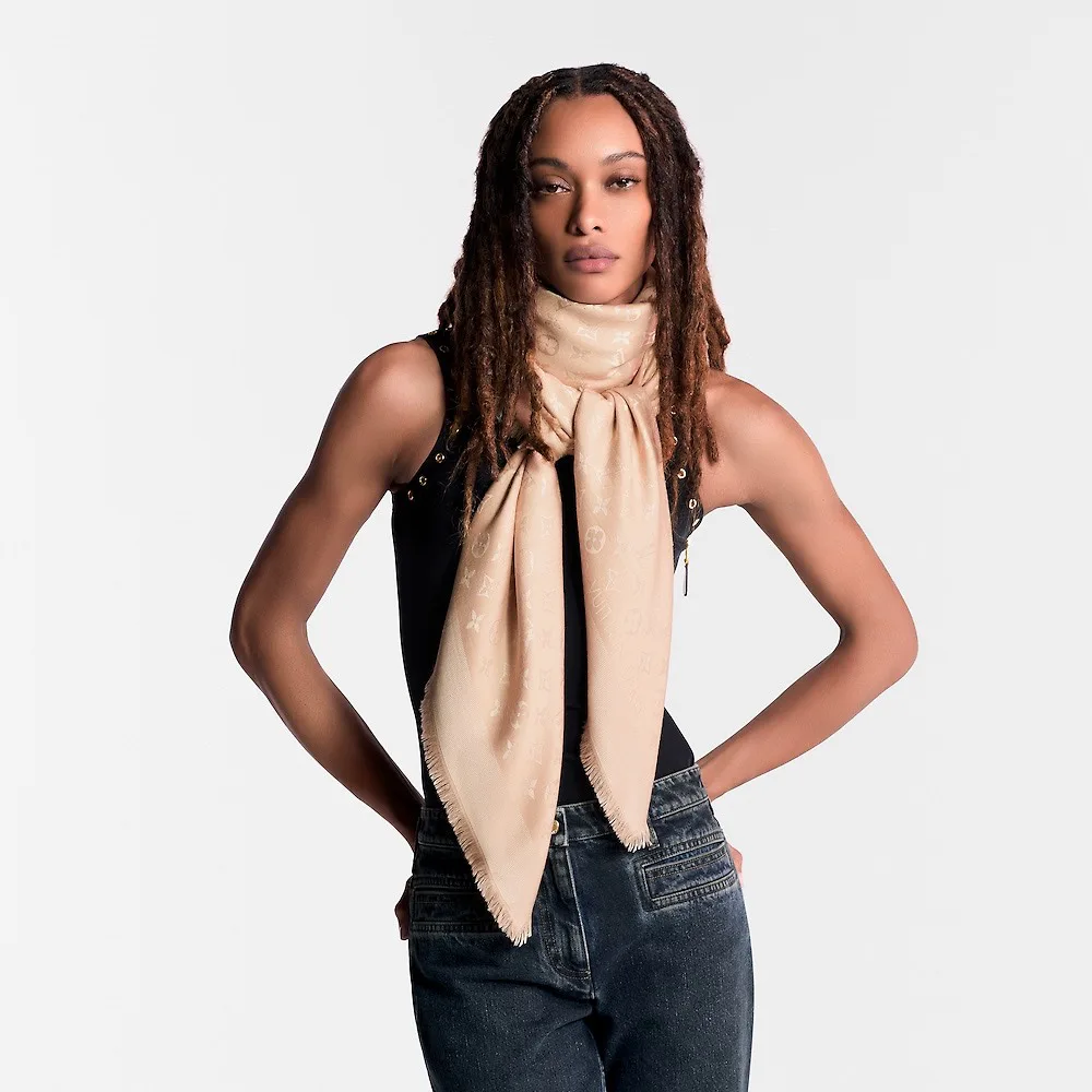 Scarves LOUIS VUITTON 18267585