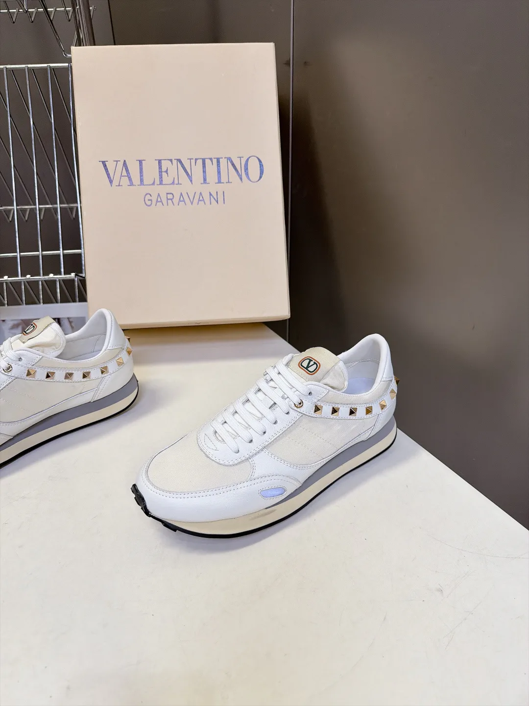 Women's Sneakers VALENTINO 17887671
