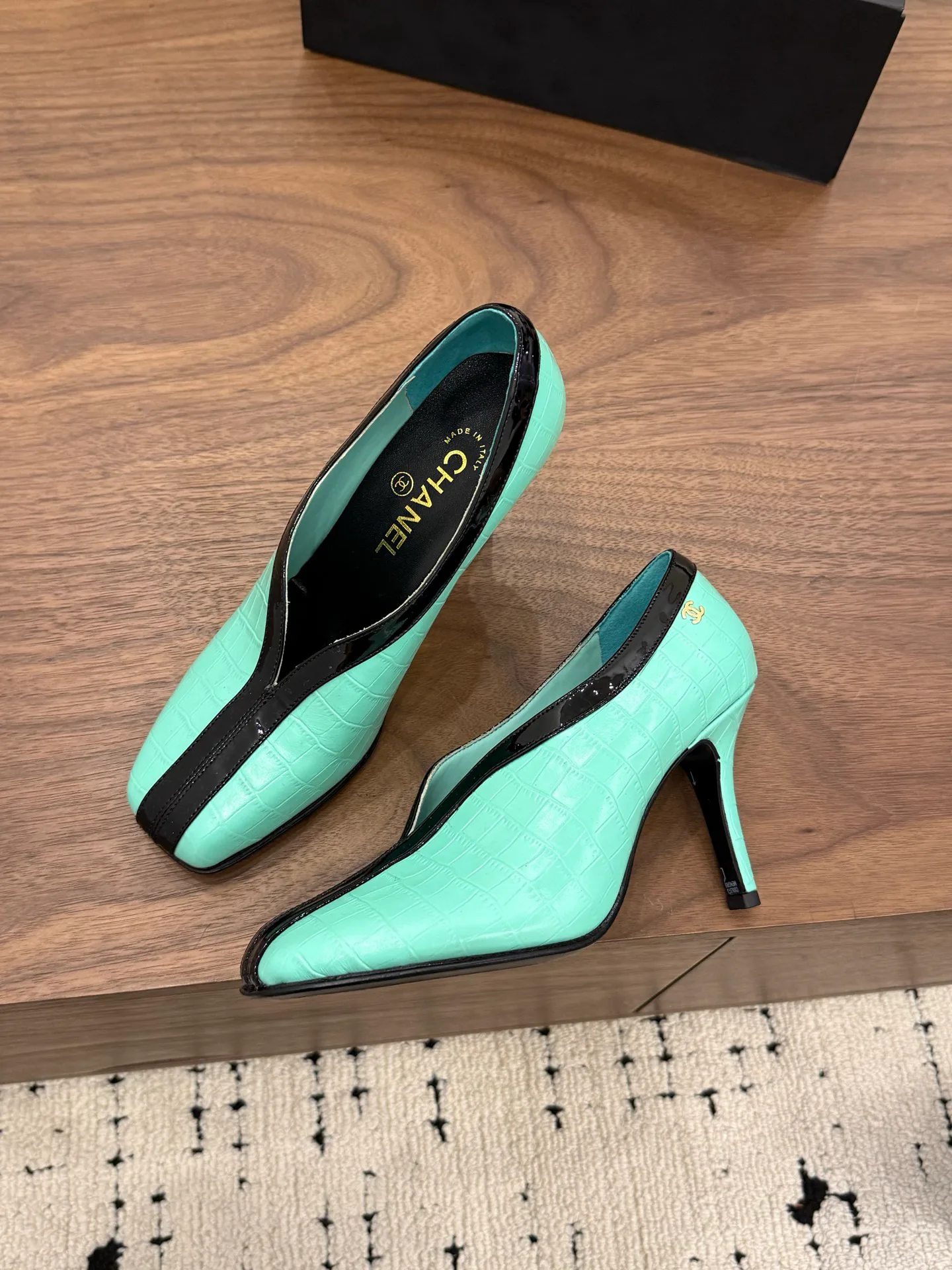 Women's Heels CHANEL 18275690