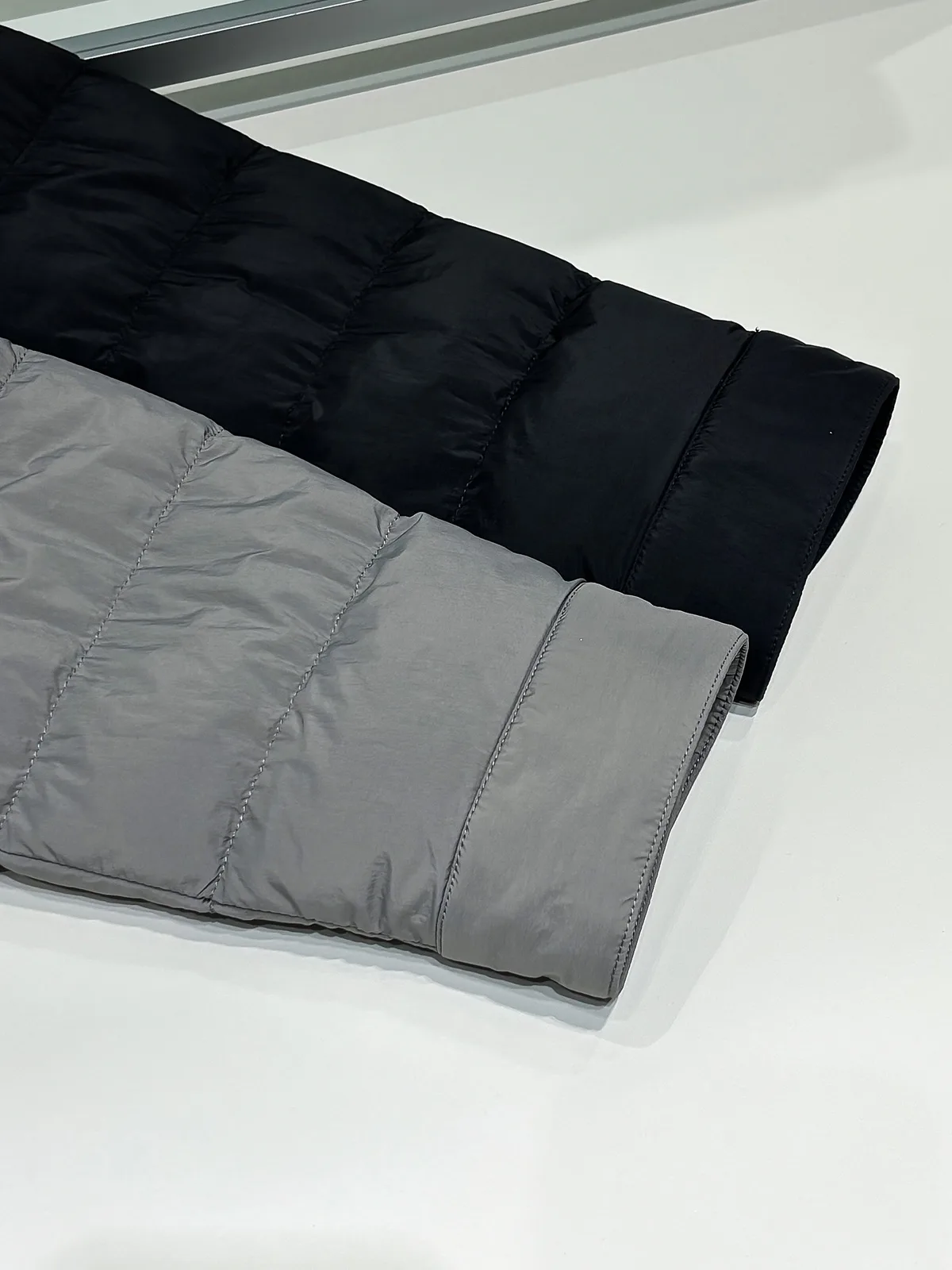Men's Jackets And Down Jackets MONCLER 18295930