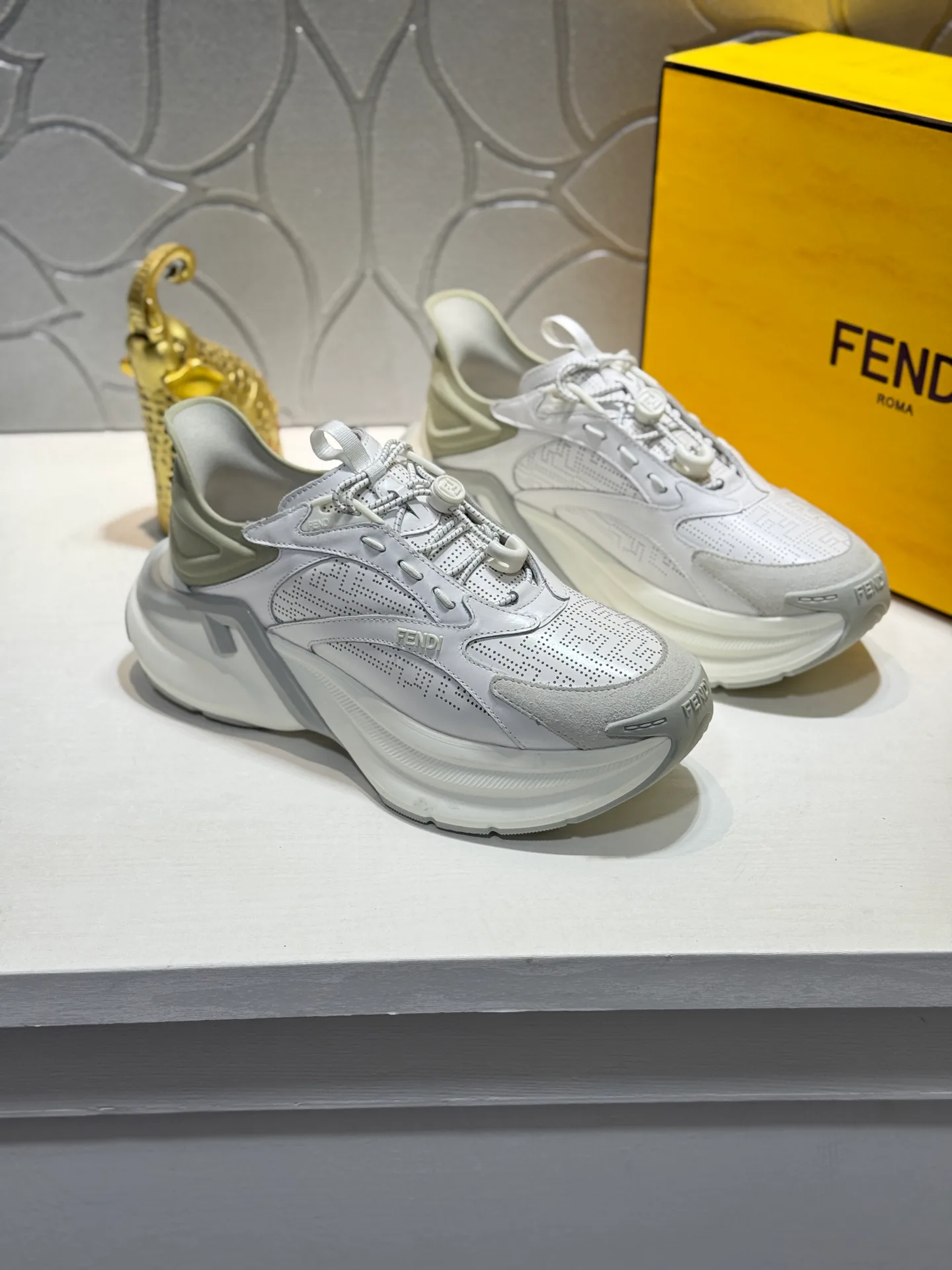 Men's Sneakers FENDI 17961825