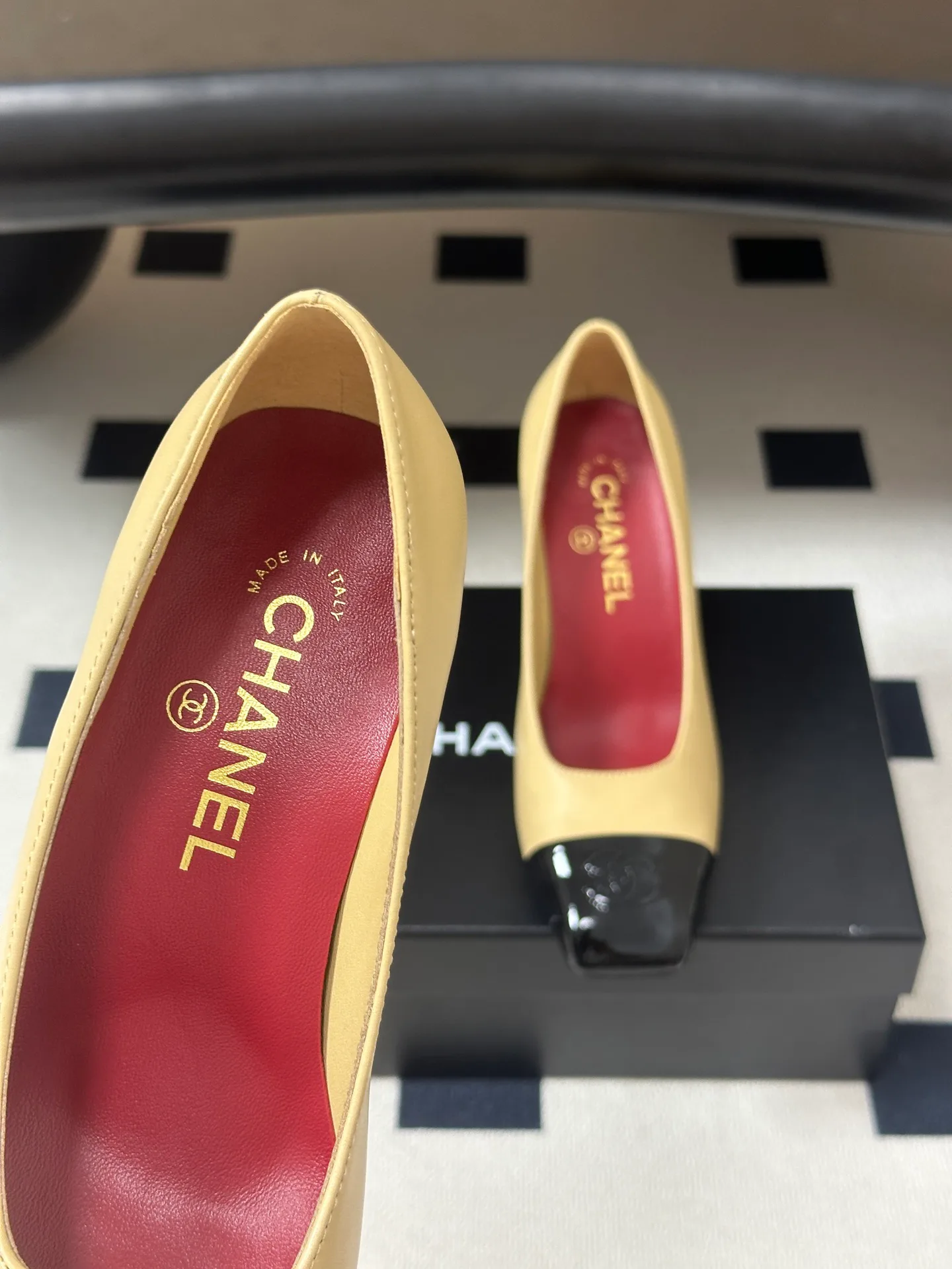 Women's Heels CHANEL 18049720
