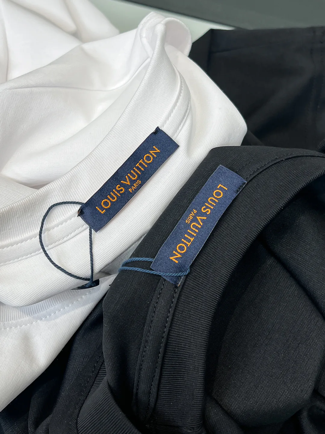 Men's T-Shirts LOUIS VUITTON 18499446