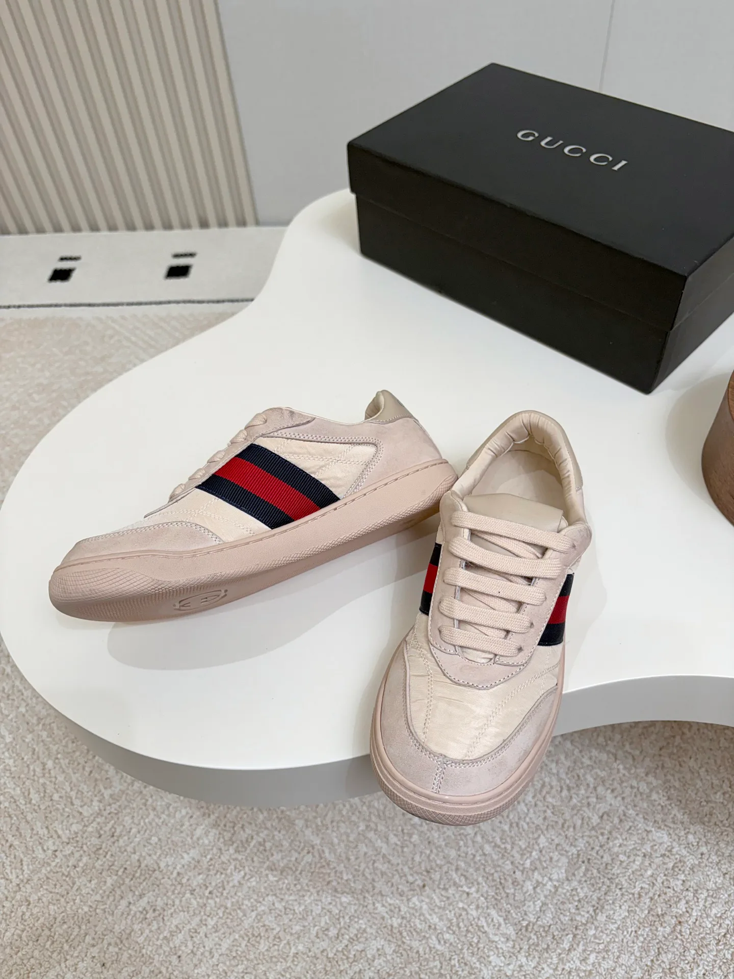 Women's Sneakers GUCCI 18011335