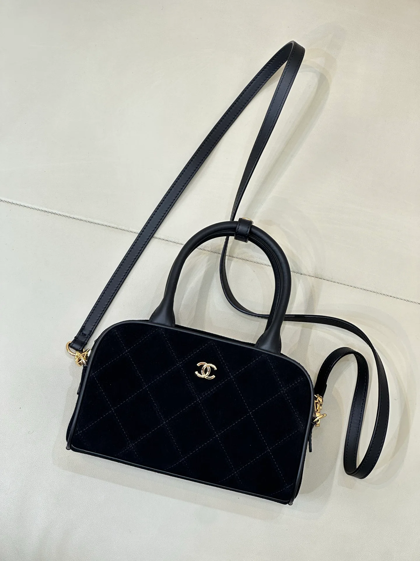 Women's Classic Handbags CHANEL 17853103