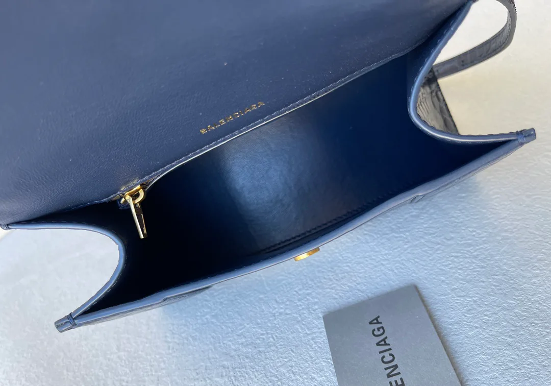 Классические Сумки Женские Balenciaga 18619534