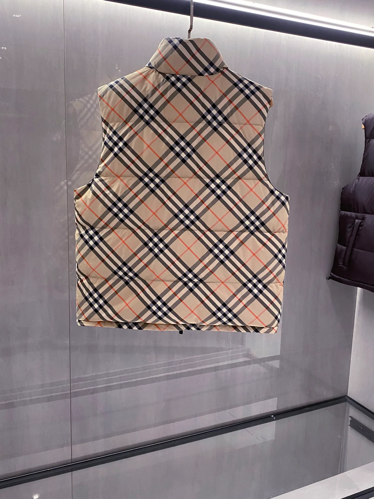Жилеты Мужские Burberry 18572347