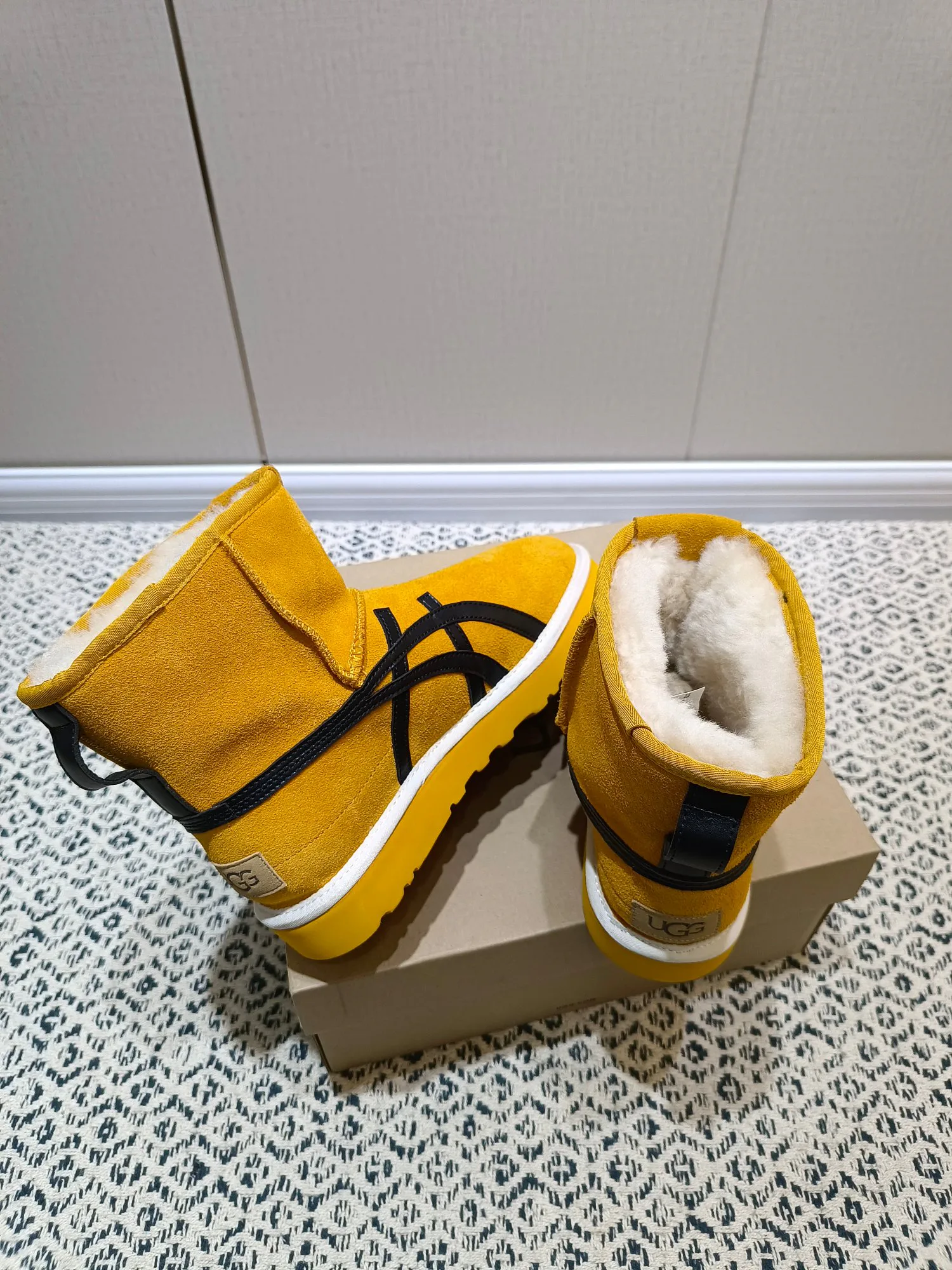 Women's Ugg Boots UGG 17997444