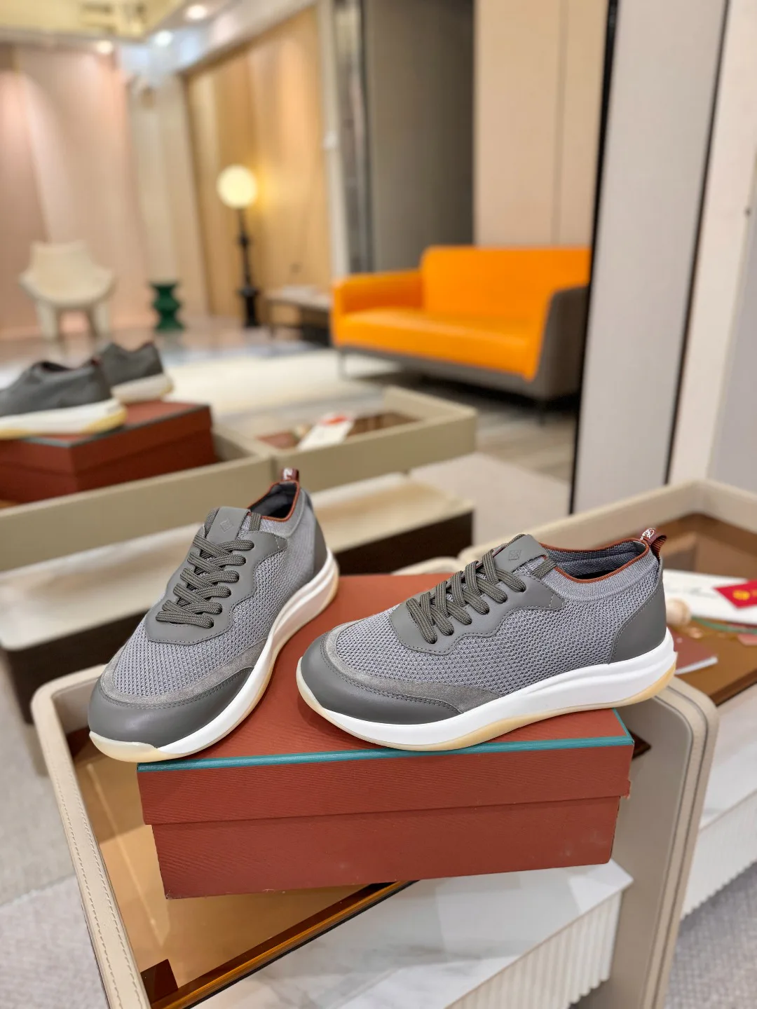 Men's Sneakers LORO PIANA 18039623