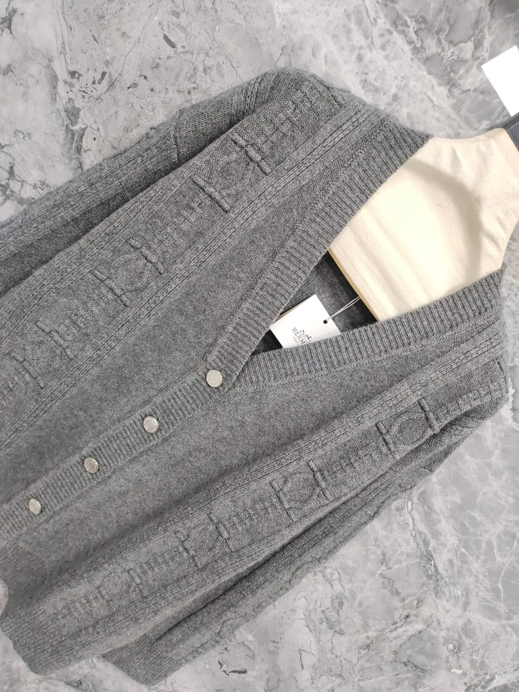 Women's Jumpers And Sweaters HERMES 17368338