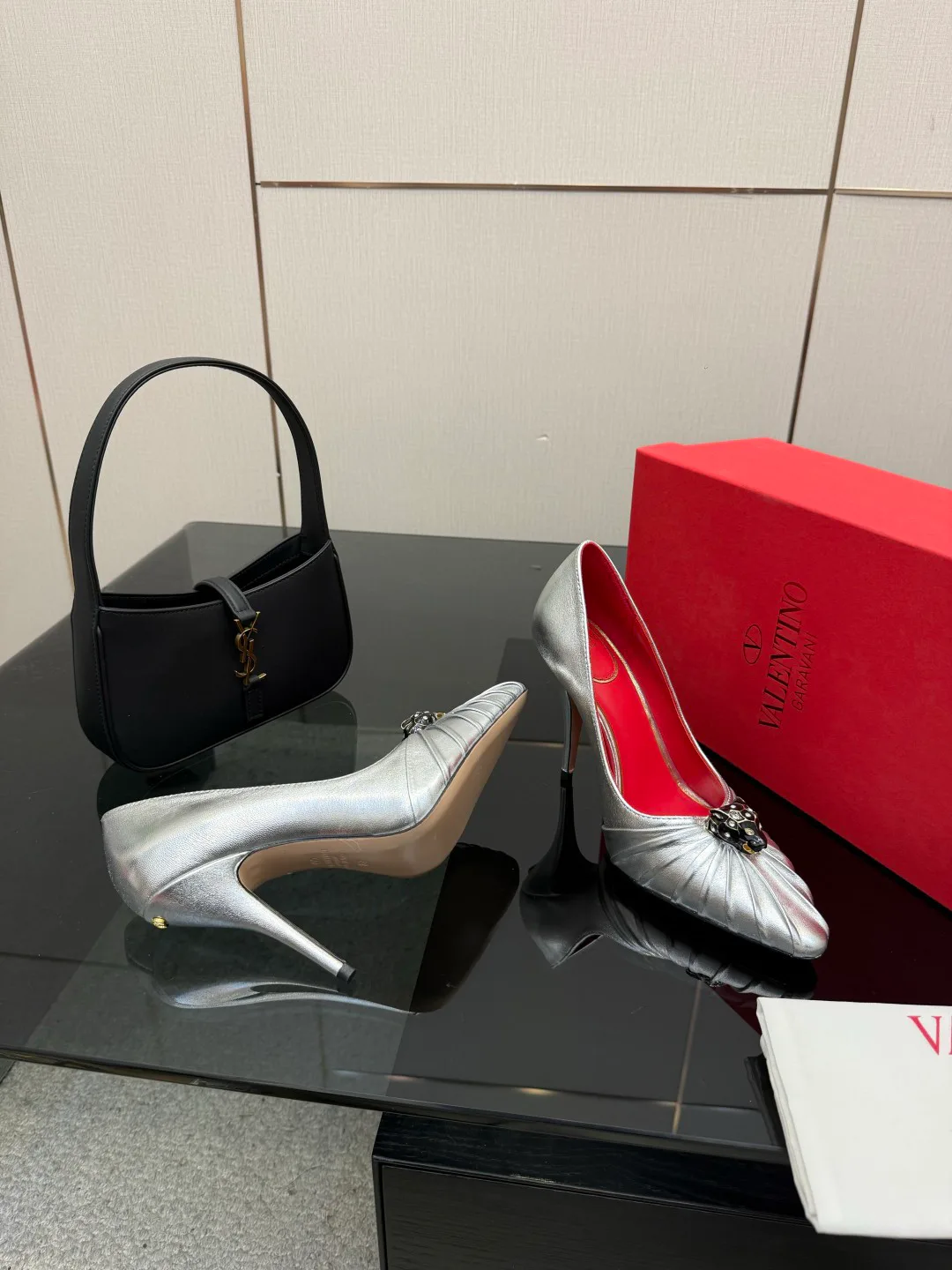 Women's Heels VALENTINO 17467433