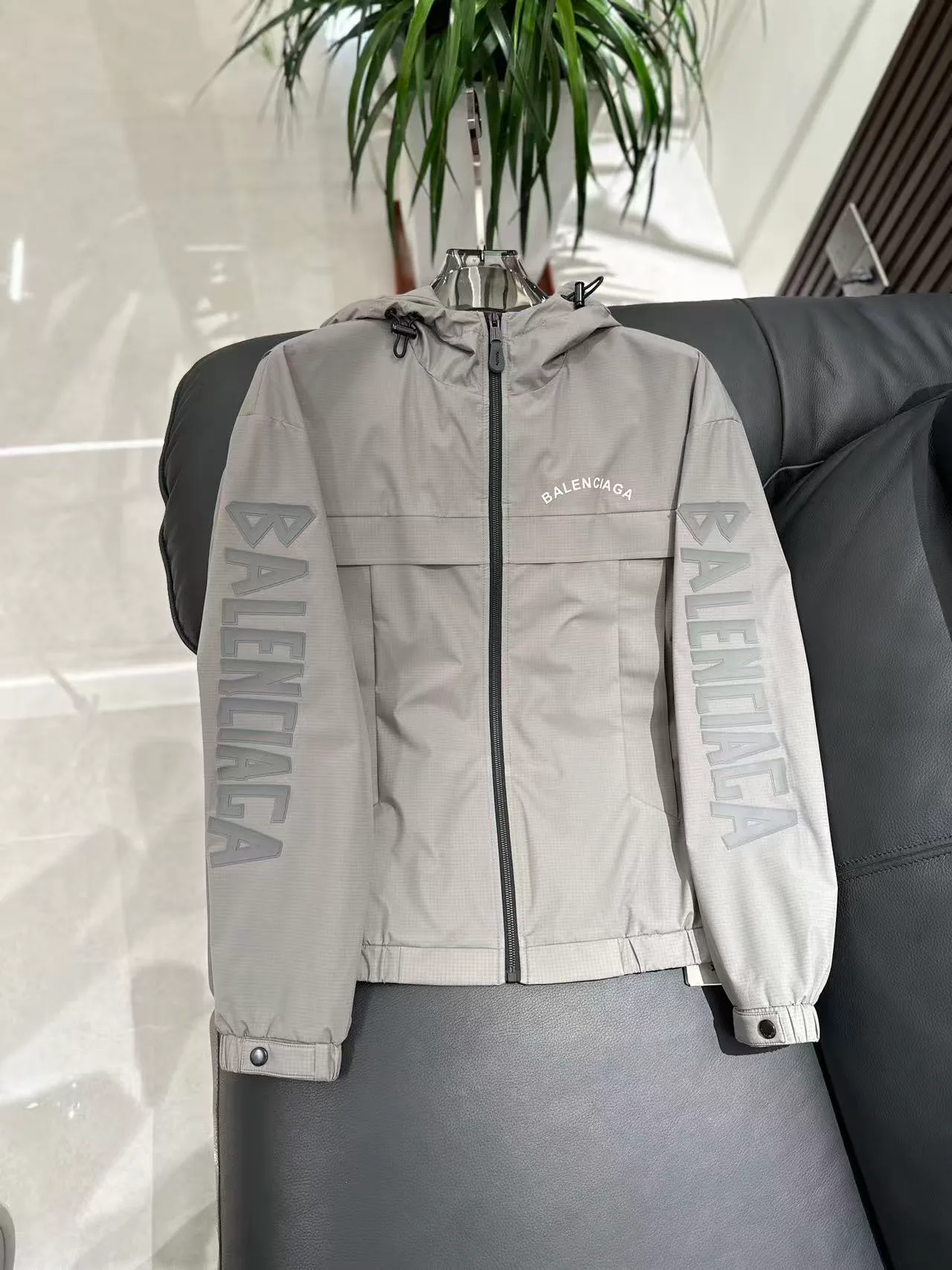 Women's Jackets And Down Jackets BALENCIAGA 17944124