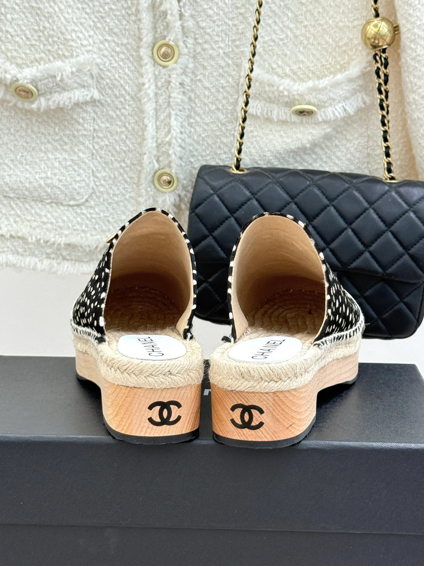 Women's Mules And Clogs CHANEL 17813173