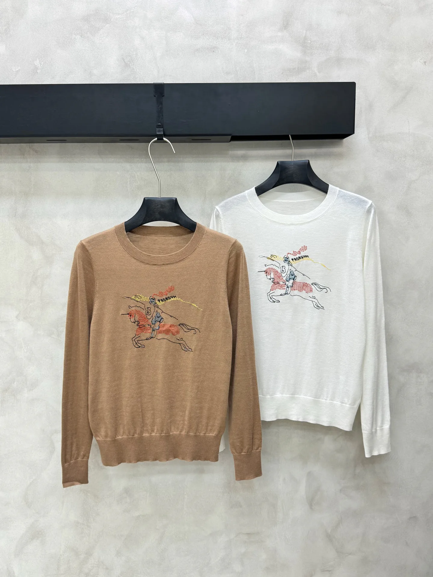 Women's Jumpers And Sweaters BURBERRY 17457534