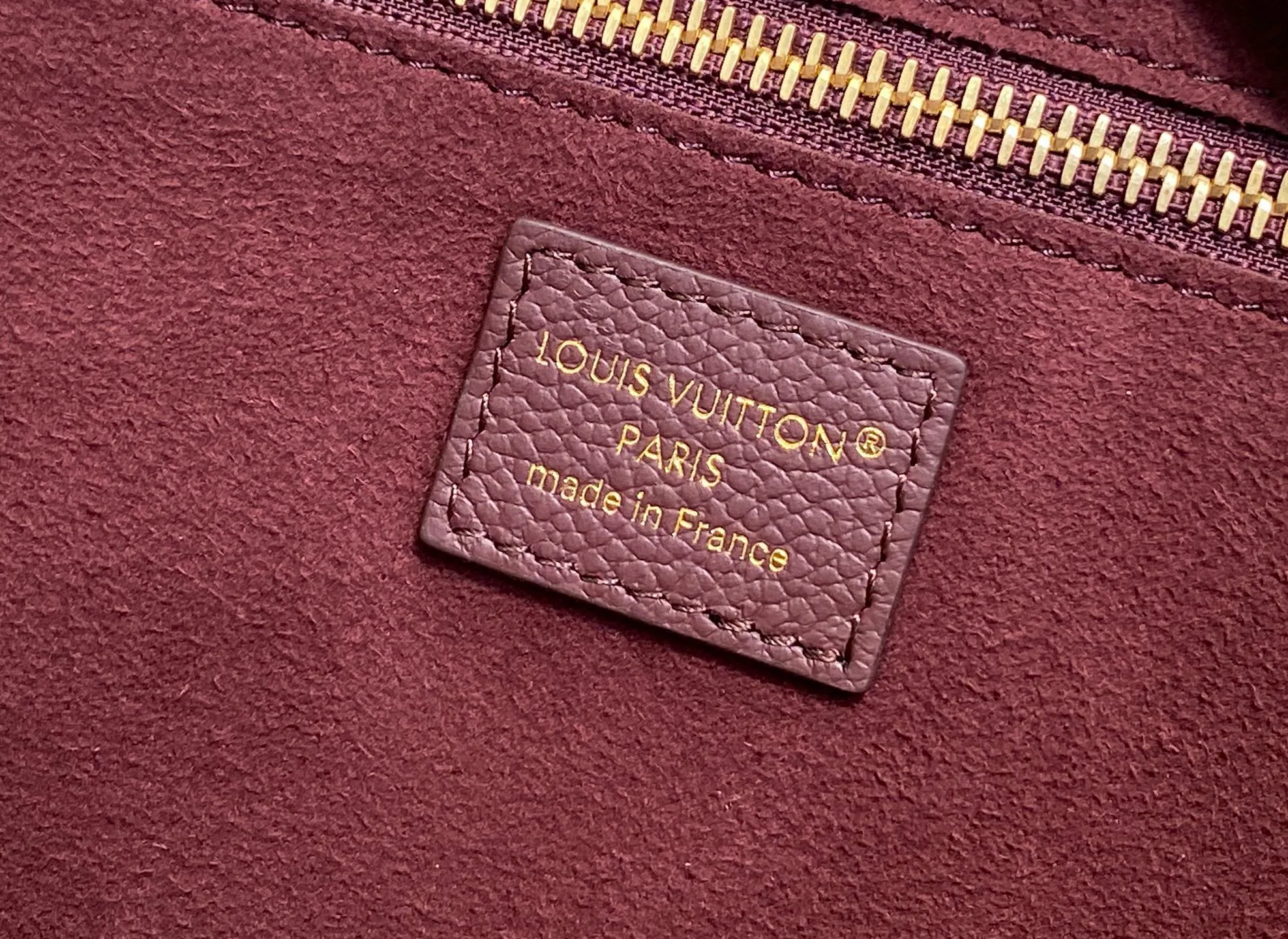 Women's Classic Handbags LOUIS VUITTON 18240299