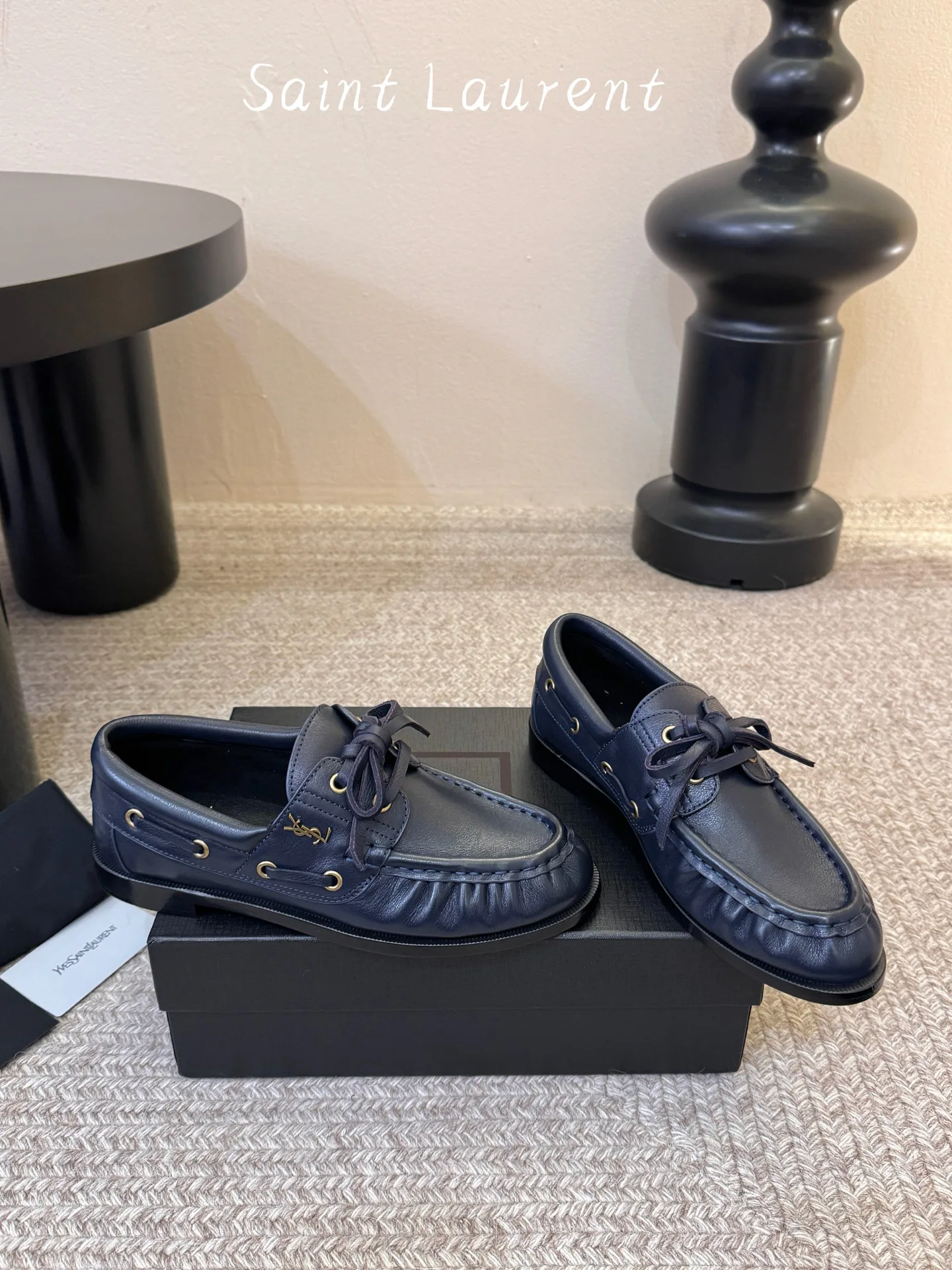 Women's Loafers And Moccasins SAINT LAURENT 18132992
