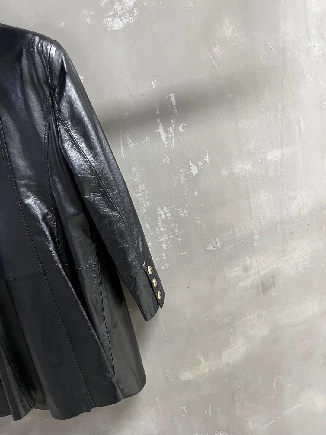 Women's Leather Jackets And Sheepskin Coats CHANEL 18172742