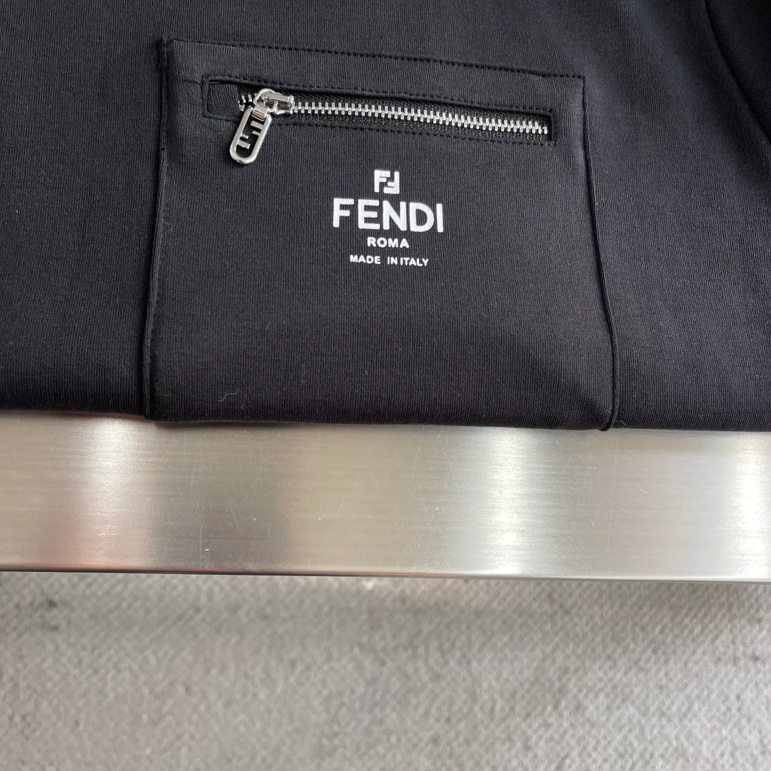 Women's T-Shirts FENDI 18191289