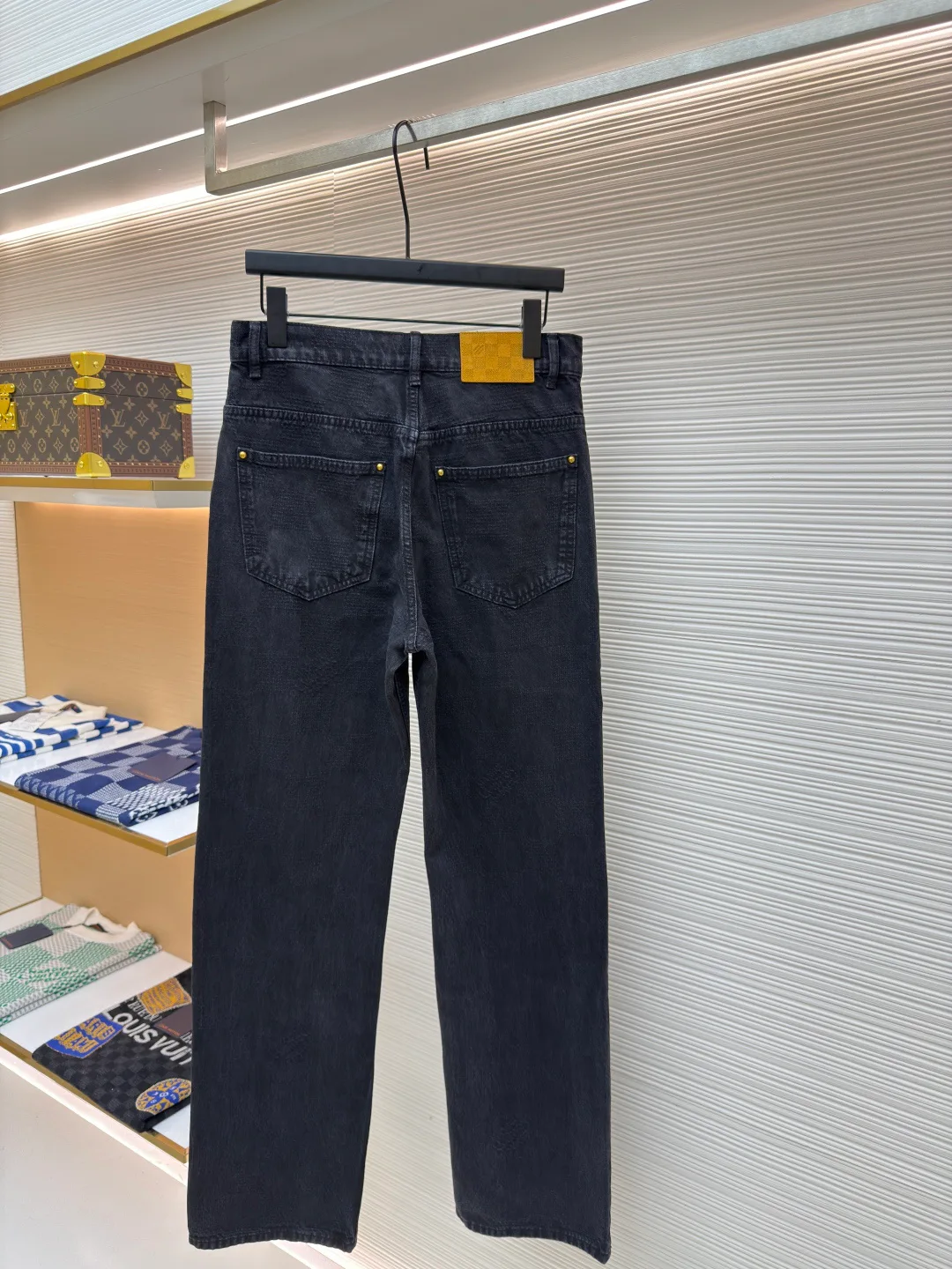 Men's Jeans LOUIS VUITTON 17480569