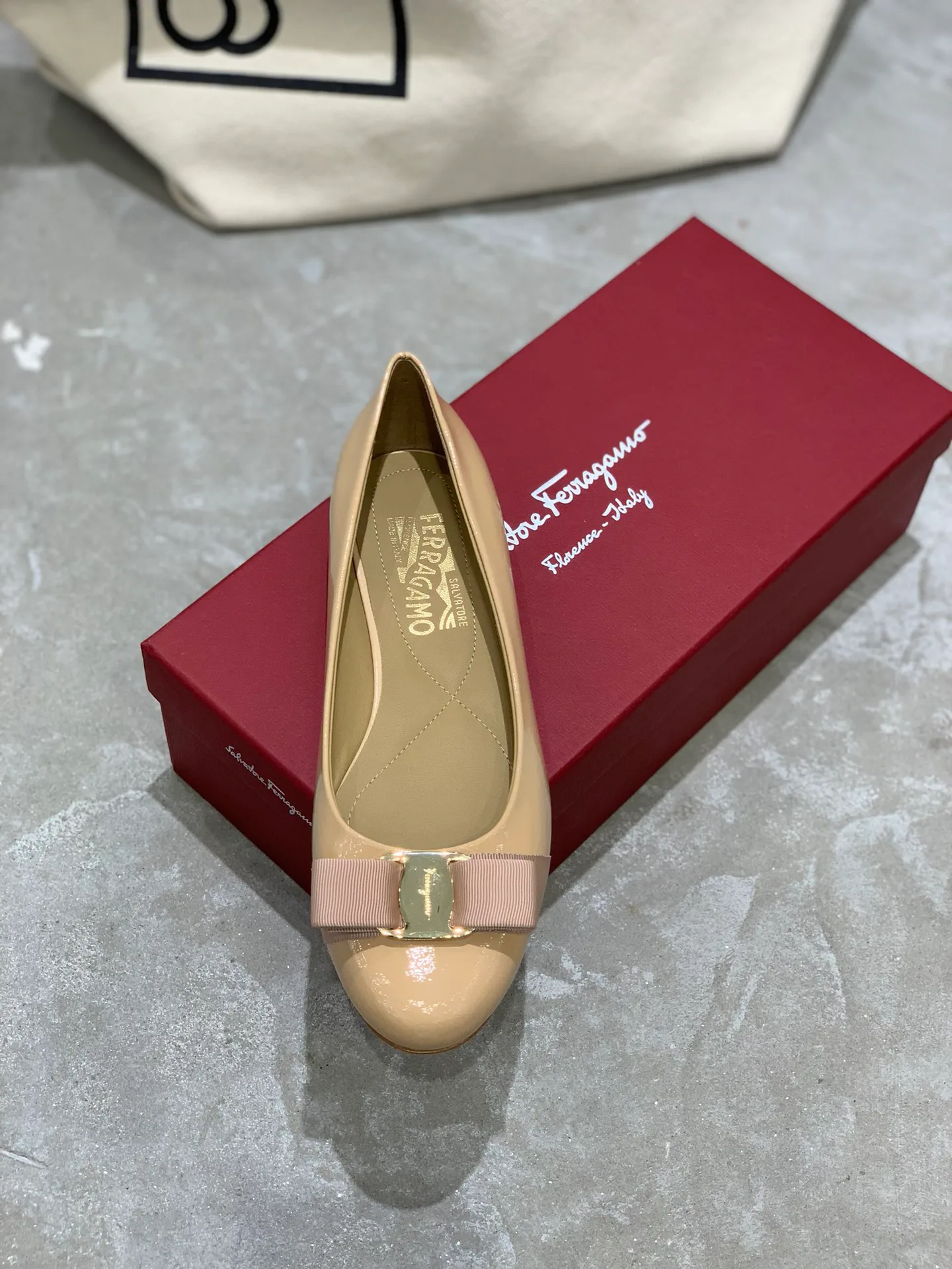 Women's Ballet Flats SALVATORE FERRAGAMO 18340644