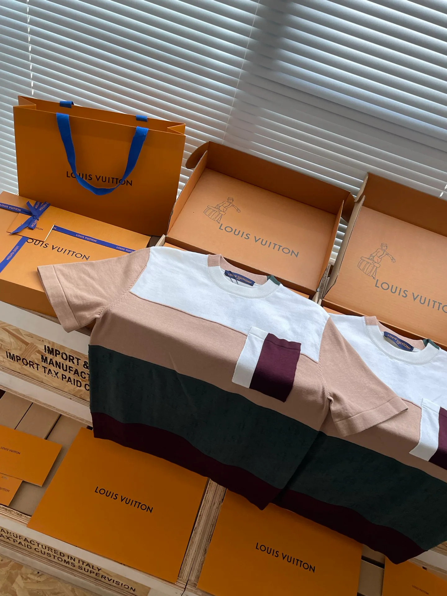 Men's T-Shirts LOUIS VUITTON 18414003