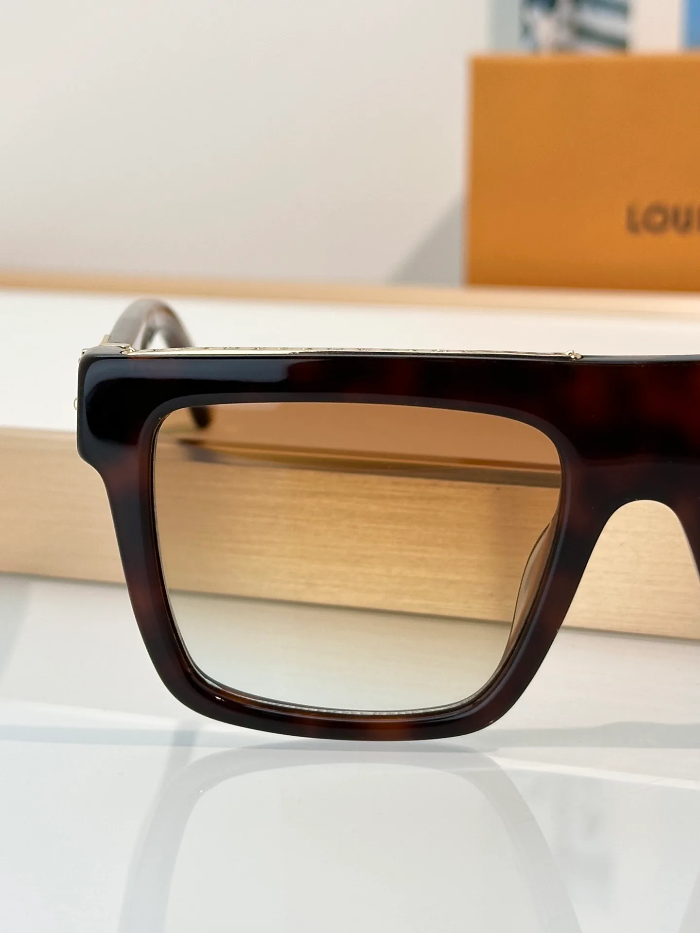 Glasses LOUIS VUITTON 18520259