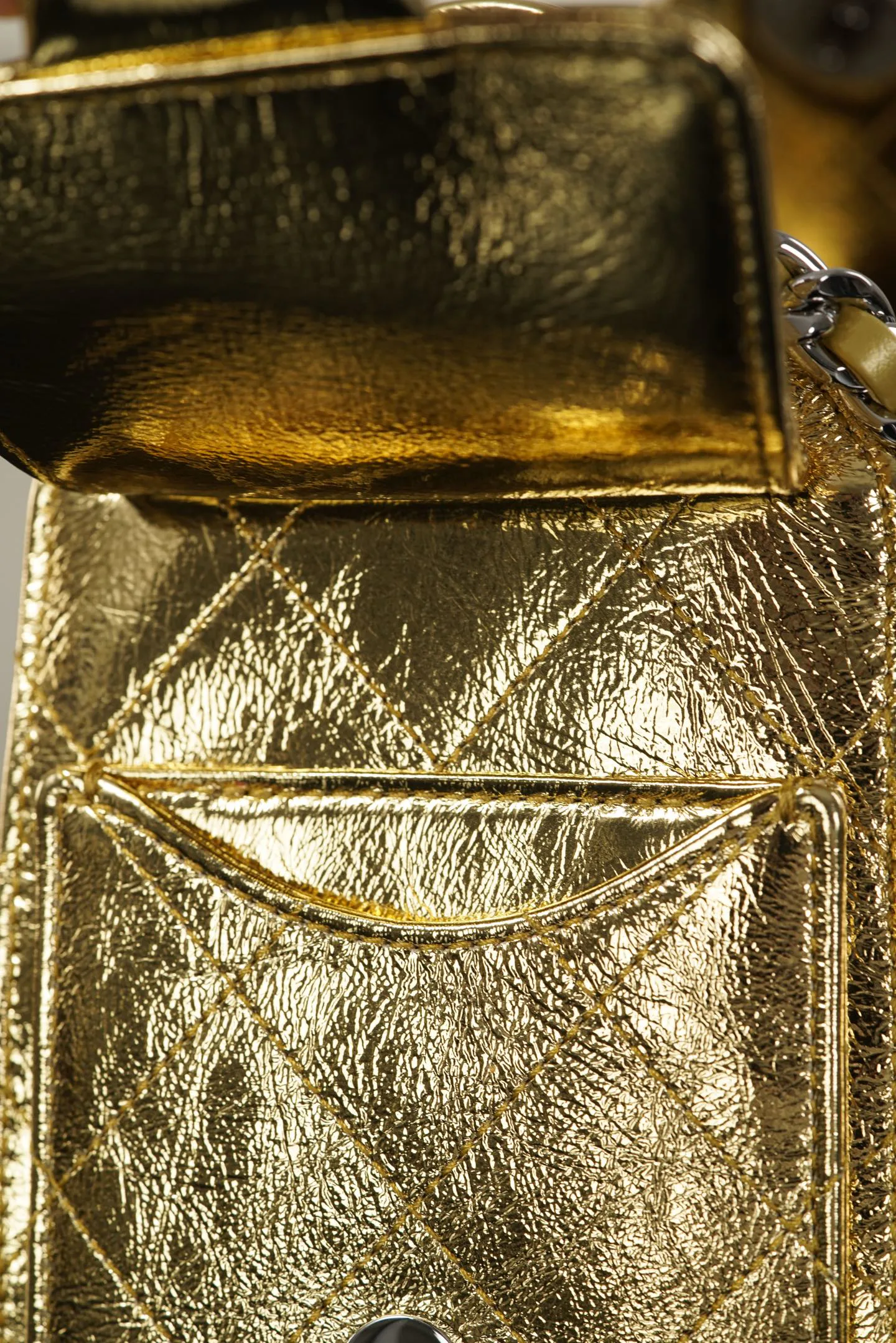 Women's Classic Handbags CHANEL 17979591