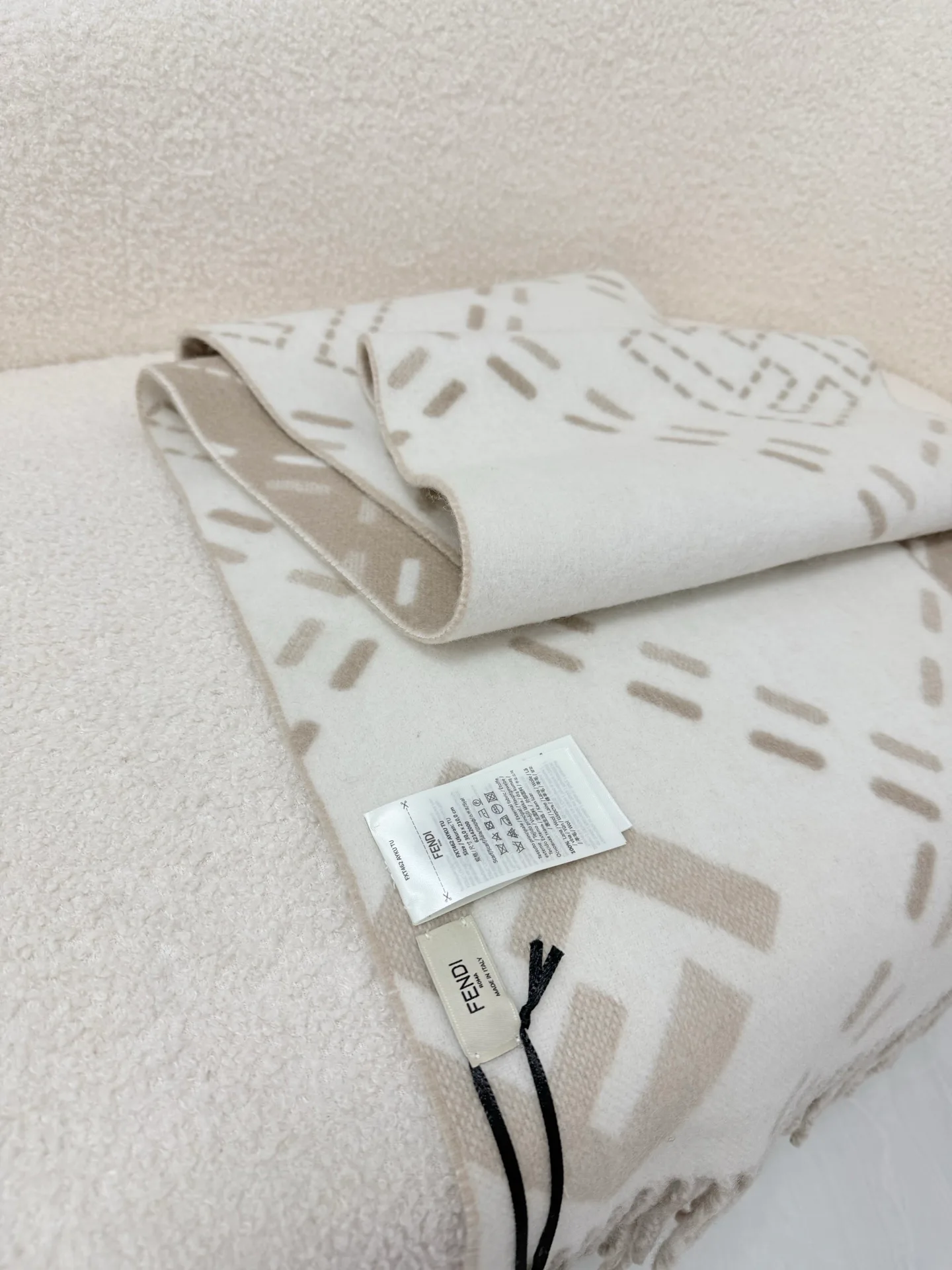 Scarves FENDI 18003368
