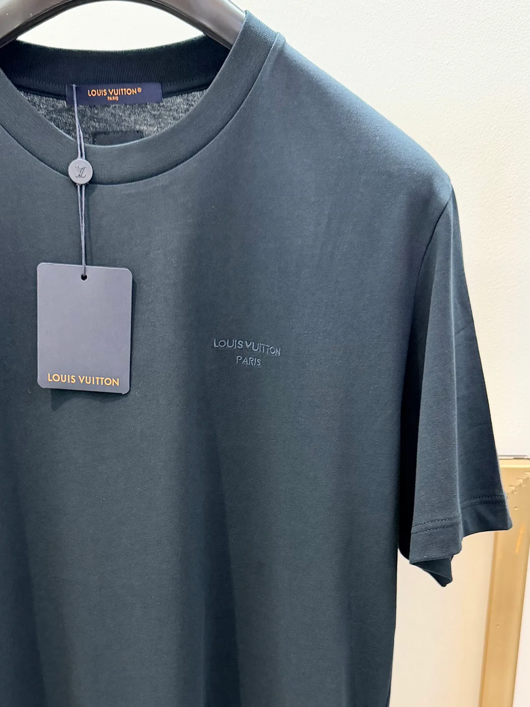 Women's T-Shirts LOUIS VUITTON 18191057