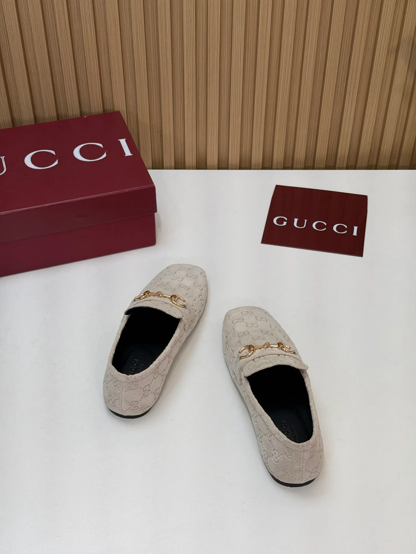 Women's Loafers And Moccasins GUCCI 18083808
